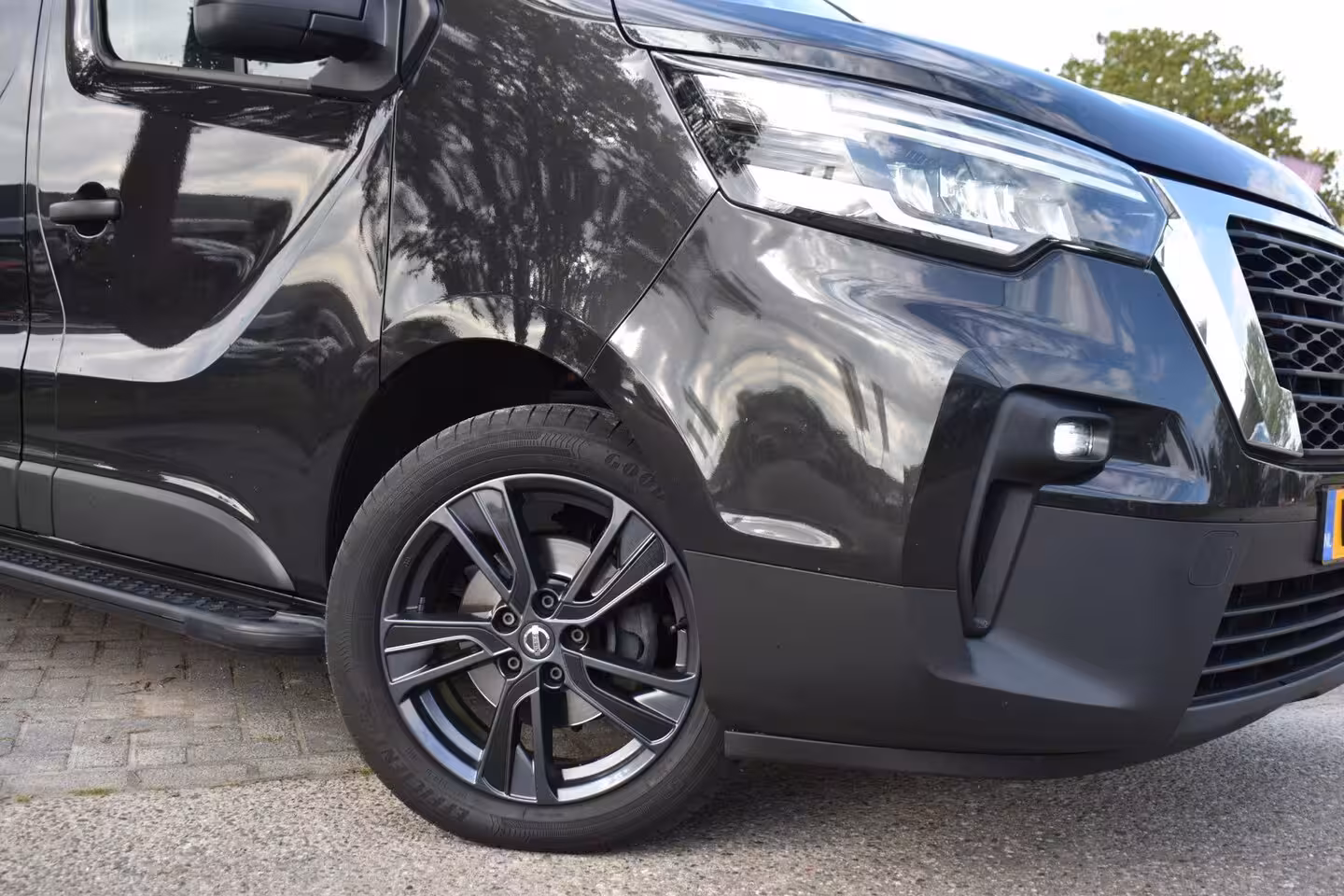 Nissan Primastar 2.0 dCi 170pk D.C L2H1 N-Connecta