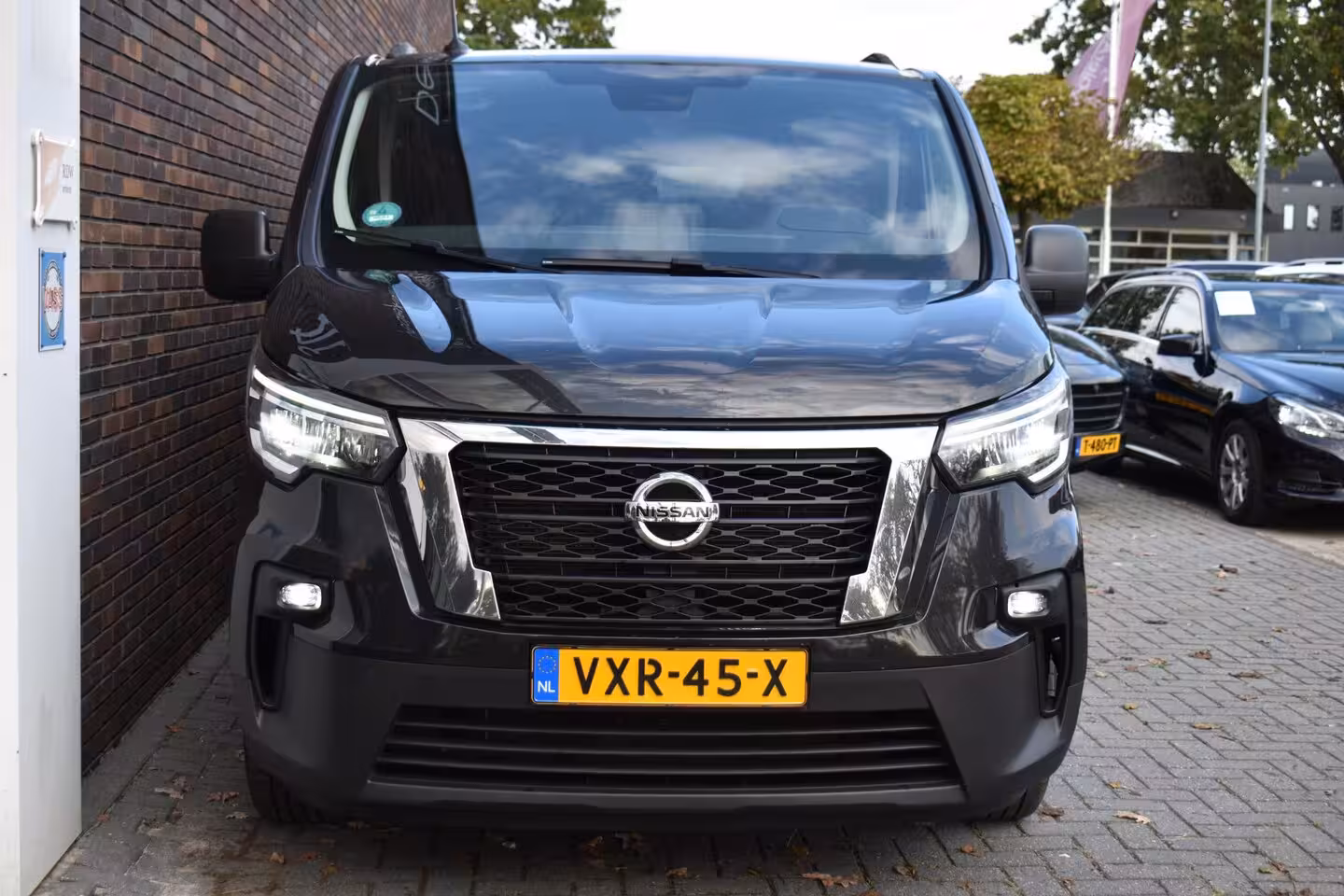 Nissan Primastar 2.0 dCi 170pk D.C L2H1 N-Connecta