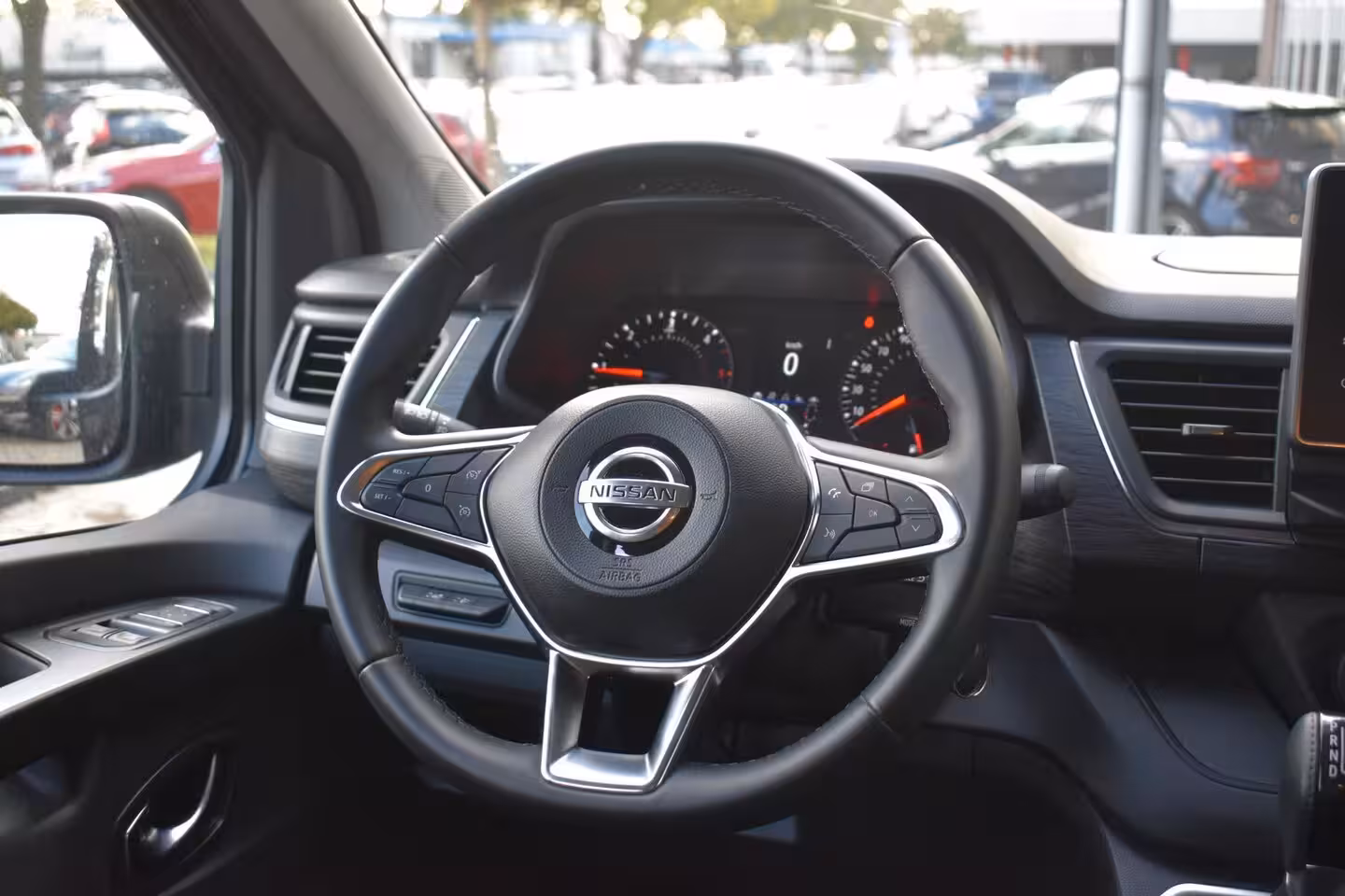 Nissan Primastar 2.0 dCi 170pk D.C L2H1 N-Connecta