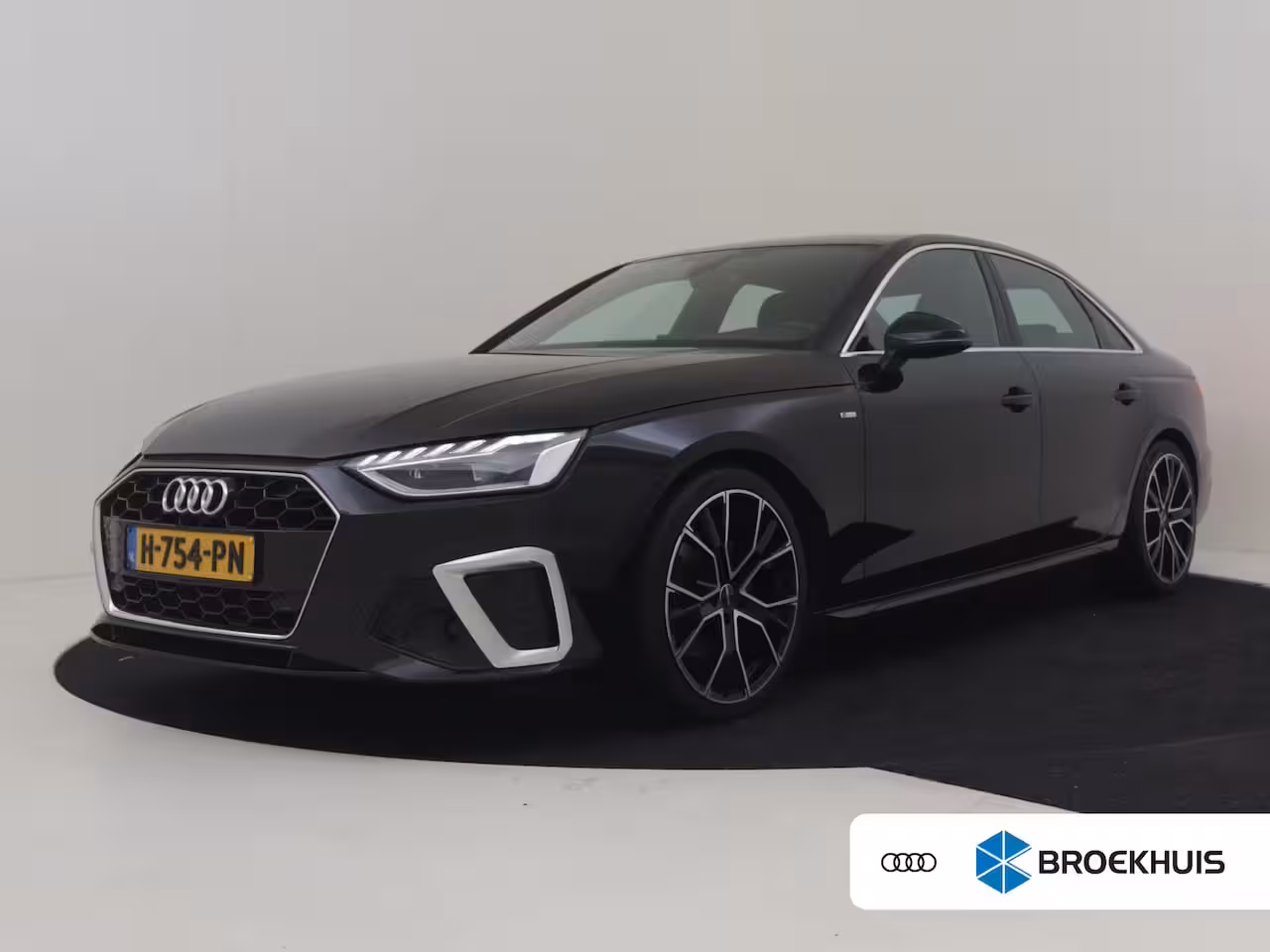 Audi A4 Limousine 35 TFSI Launch edition Sport 150PK AUTO | Cruise control adapt | Climate control | Keyless