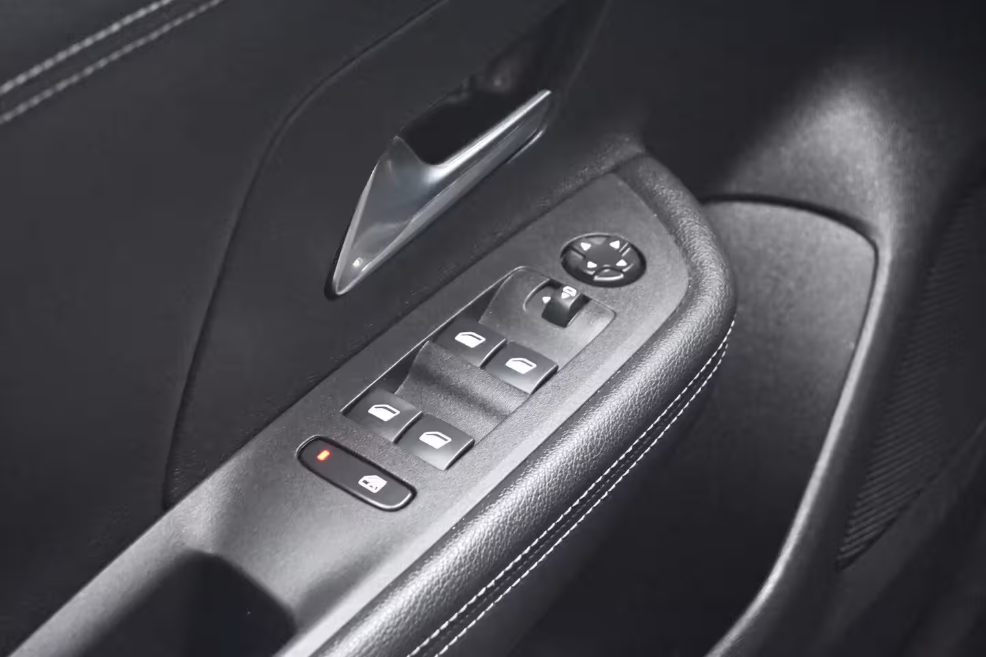 Opel Mokka-e GS Line 50-kWh 3-Fase 100%SOH | Navigatie | Achteruitrijcamera | Climate Control |