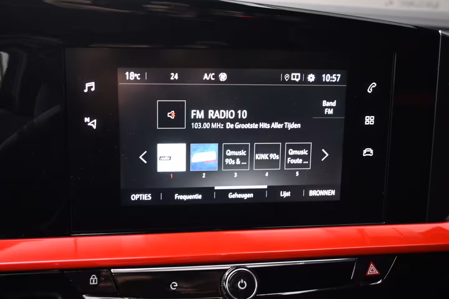 Opel Mokka-e GS Line 50-kWh 3-Fase 100%SOH | Navigatie | Achteruitrijcamera | Climate Control |