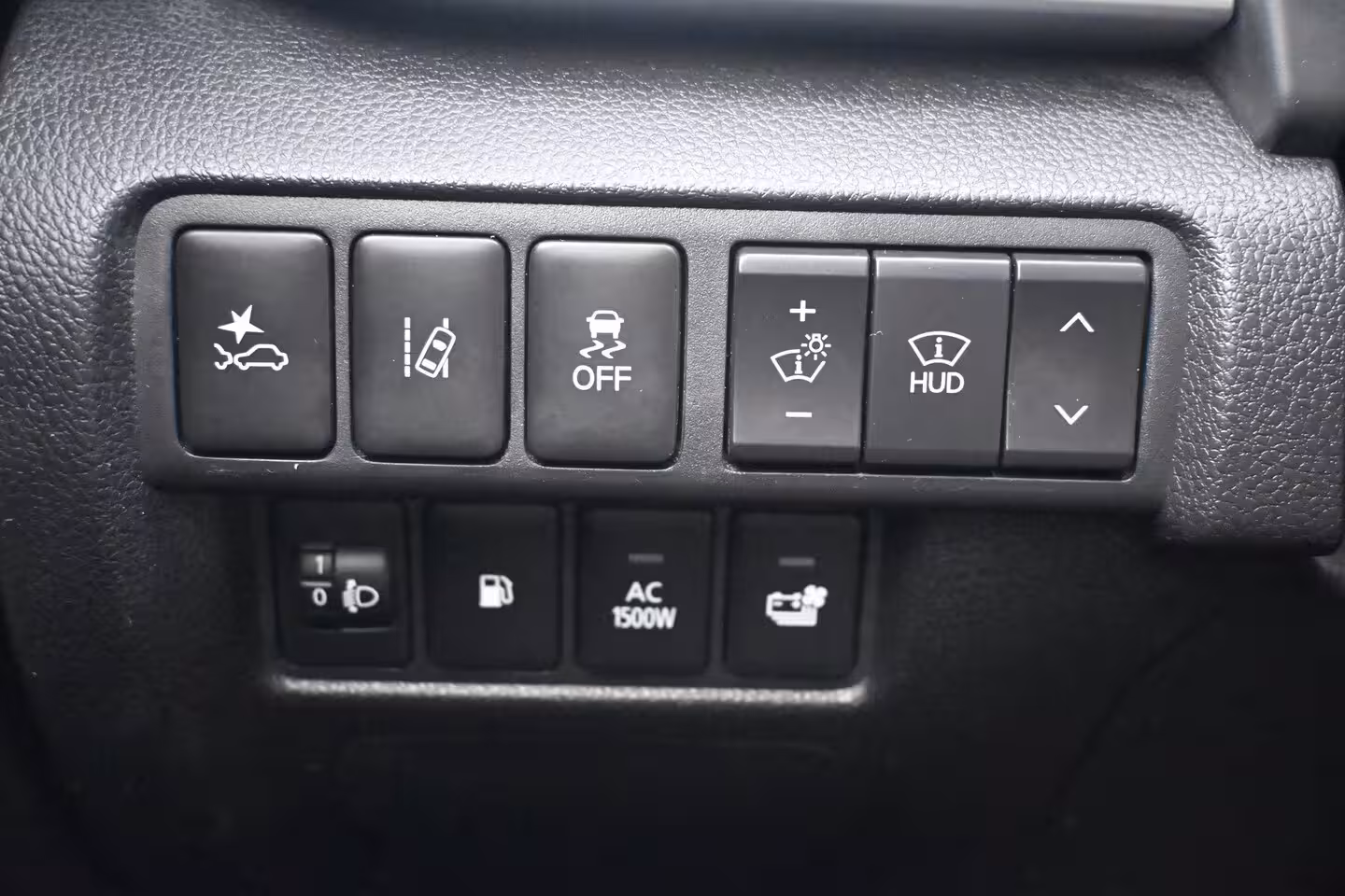 Mitsubishi Eclipse Cross 2.4 PHEV Instyle | Schuif-/Kanteldak | Navigatie | Leder | HUD | Achteruitrijcamera | Stoe