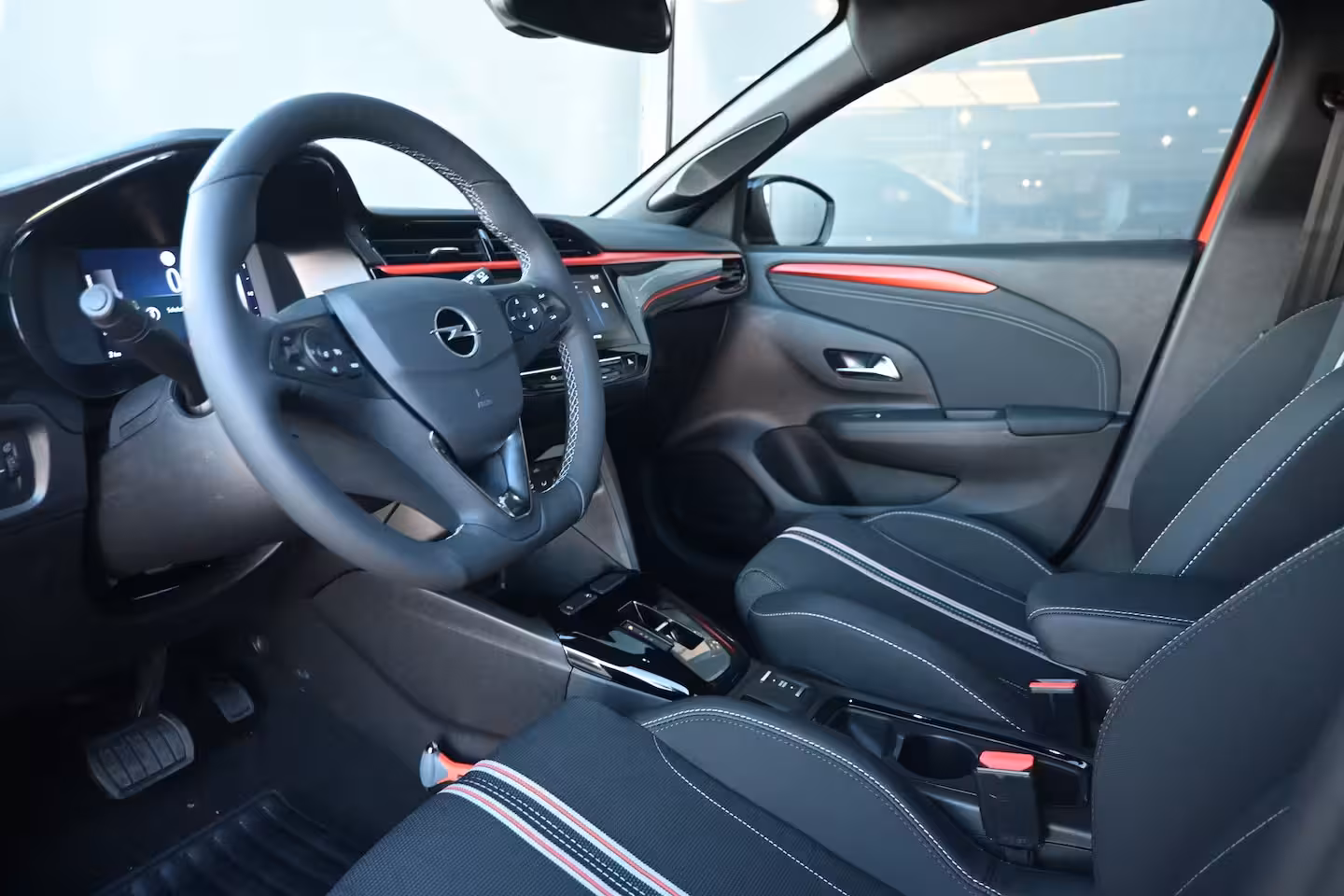 Opel Corsa 1.2 Turbo Hybrid Yes 110pk Demo-Deal | Navigatie By App | Achteruitrijcamera | Dodehoekdet