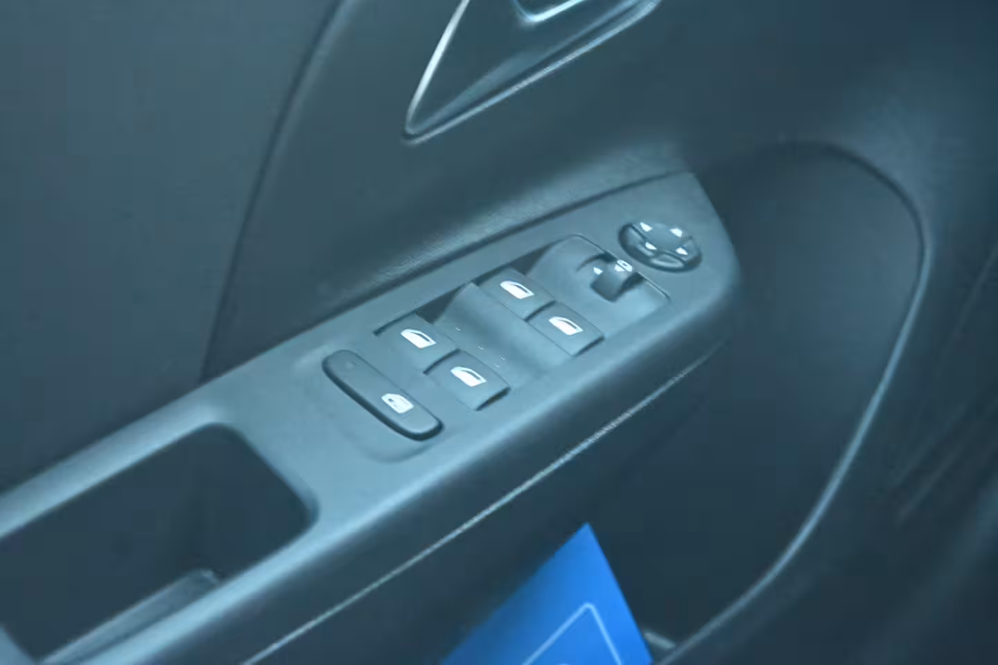 Opel Corsa 1.2 Turbo Hybrid Yes 110pk Demo-Deal | Navigatie By App | Achteruitrijcamera | Dodehoekdet