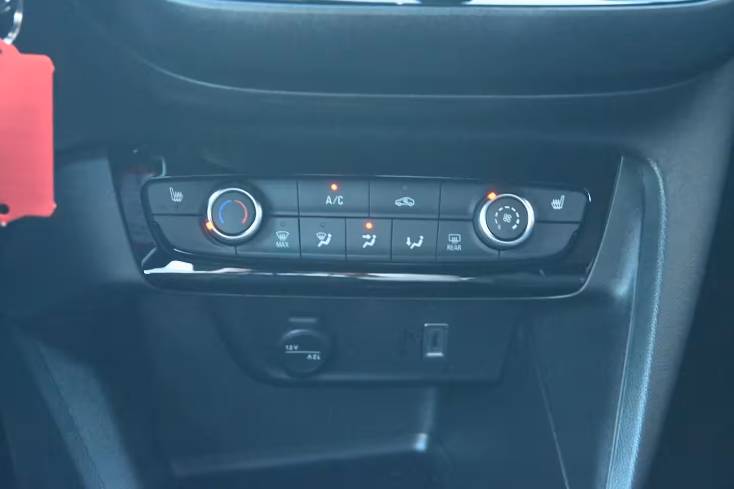 Opel Corsa 1.2 Turbo Hybrid Yes 110pk Demo-Deal | Navigatie By App | Achteruitrijcamera | Dodehoekdet