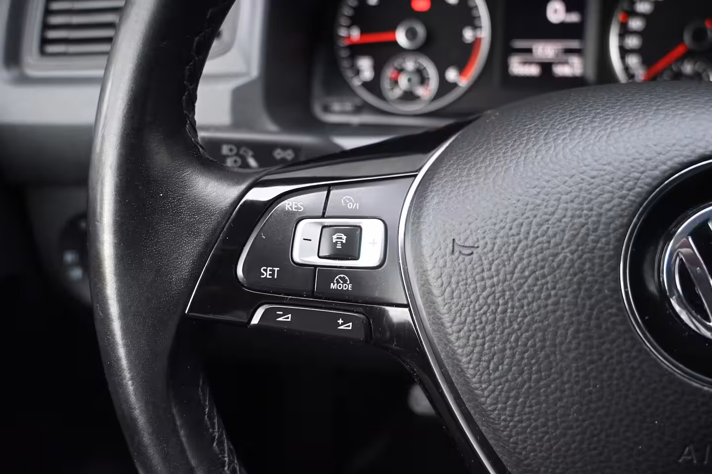 Volkswagen Caddy 2.0 TDI L1H1 BMT C-Edition | Betimmering | Navigatie | Leder | Parkeersensoren | Airco | D