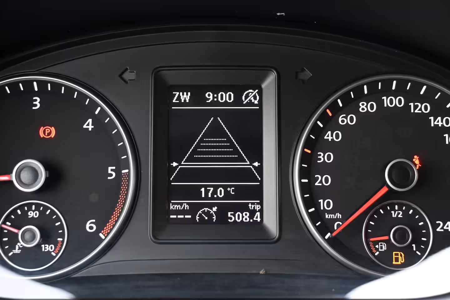 Volkswagen Caddy 2.0 TDI L1H1 BMT C-Edition | Betimmering | Navigatie | Leder | Parkeersensoren | Airco | D