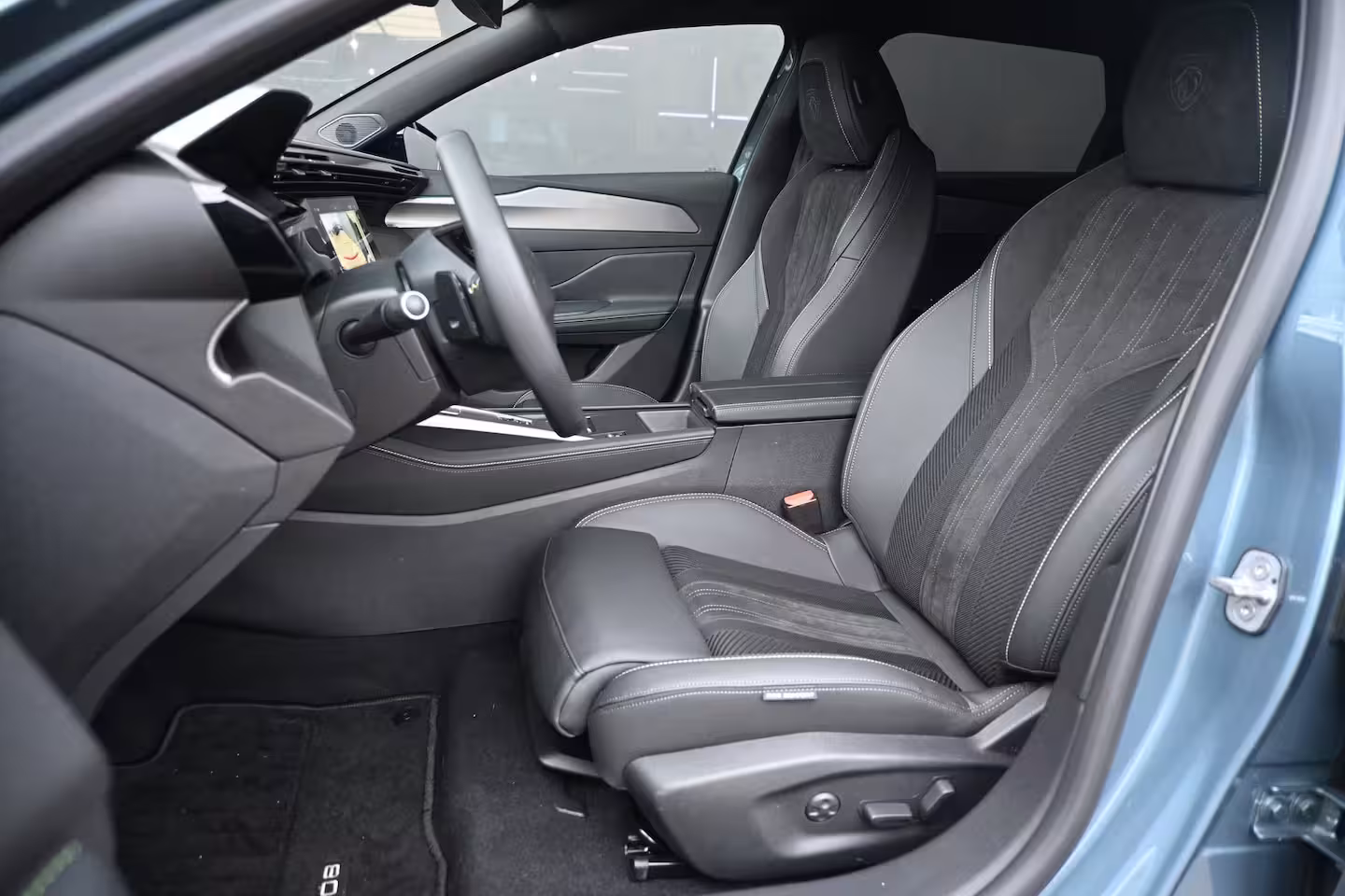 Peugeot e-308 SW GT 58 kWh DEMO-DEAL Tot 8 Jaar Garantie | Alcantara | 360 Camera | Navigatie | Elektr. Ach