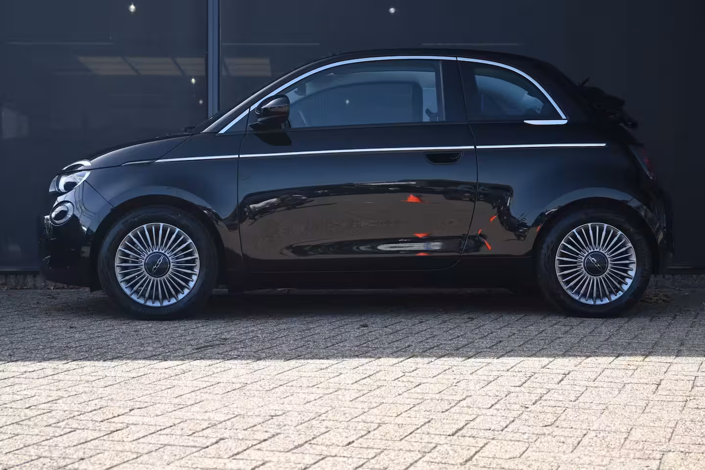 Fiat 500 C Icon 42 kWh 96, 47%SOH | Navi by App | Stoel verwarming | Cruise Control |Achteruitrijcame