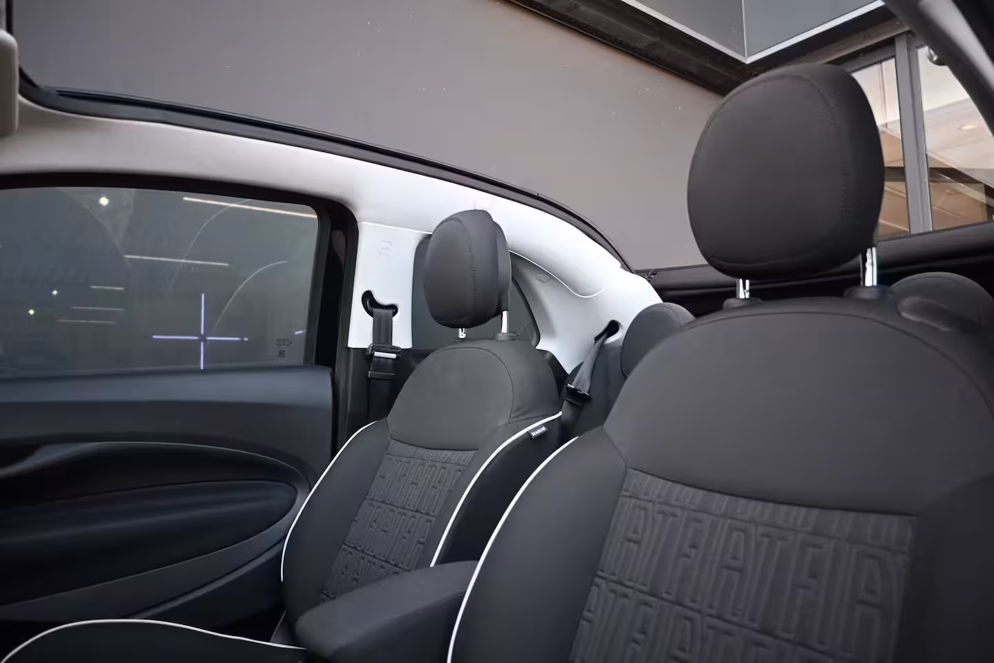 Fiat 500 C Icon 42 kWh 96, 47%SOH | Navi by App | Stoel verwarming | Cruise Control |Achteruitrijcame