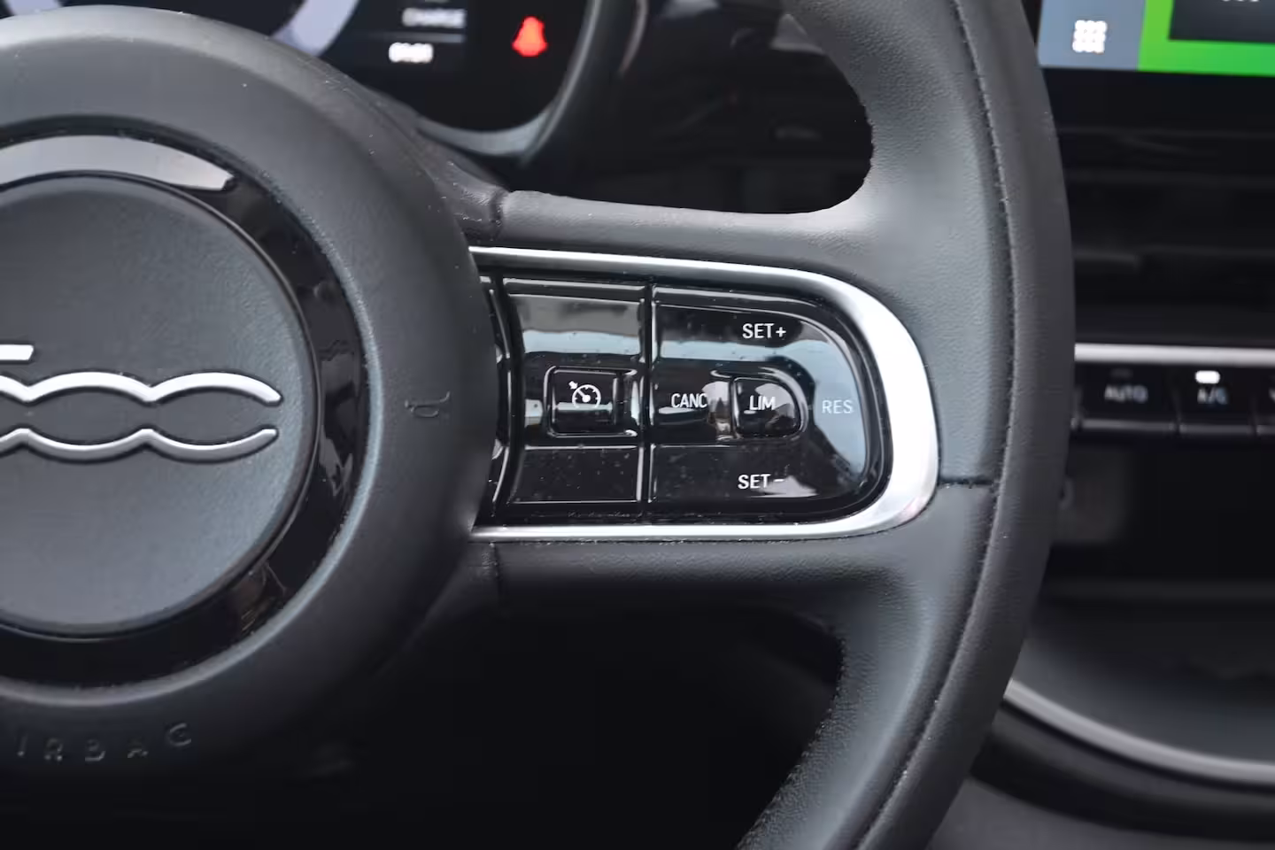 Fiat 500 C Icon 42 kWh 96, 47%SOH | Navi by App | Stoel verwarming | Cruise Control |Achteruitrijcame