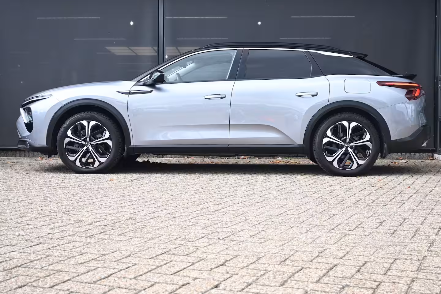Citroën C5 X 1.6 Plug-in Hybrid 180 Plus | Navigatie | Vol-Leder | Elektr. Stoelen met massage functie