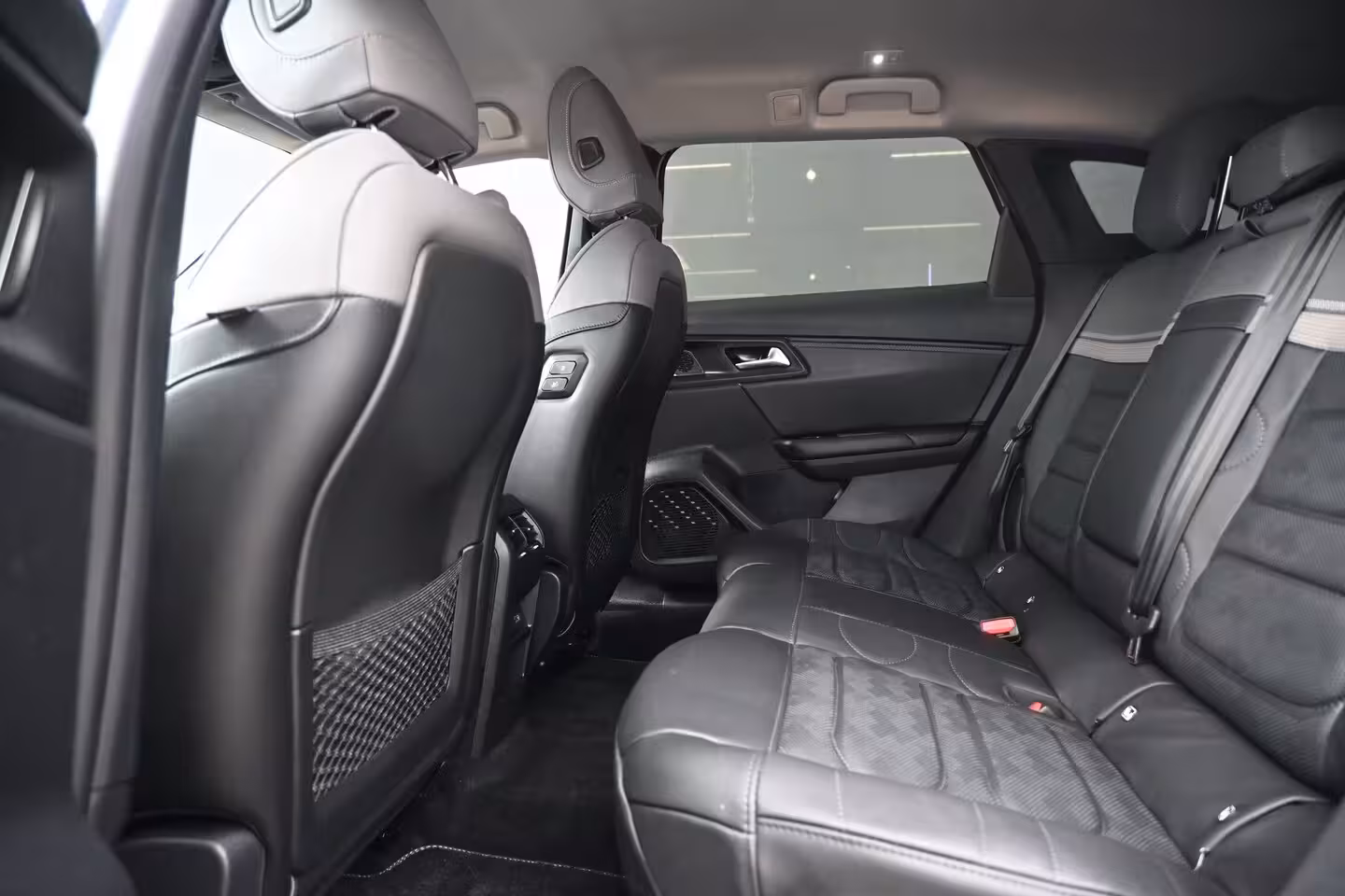 Citroën C5 X 1.6 Plug-in Hybrid 180 Plus | Navigatie | Vol-Leder | Elektr. Stoelen met massage functie