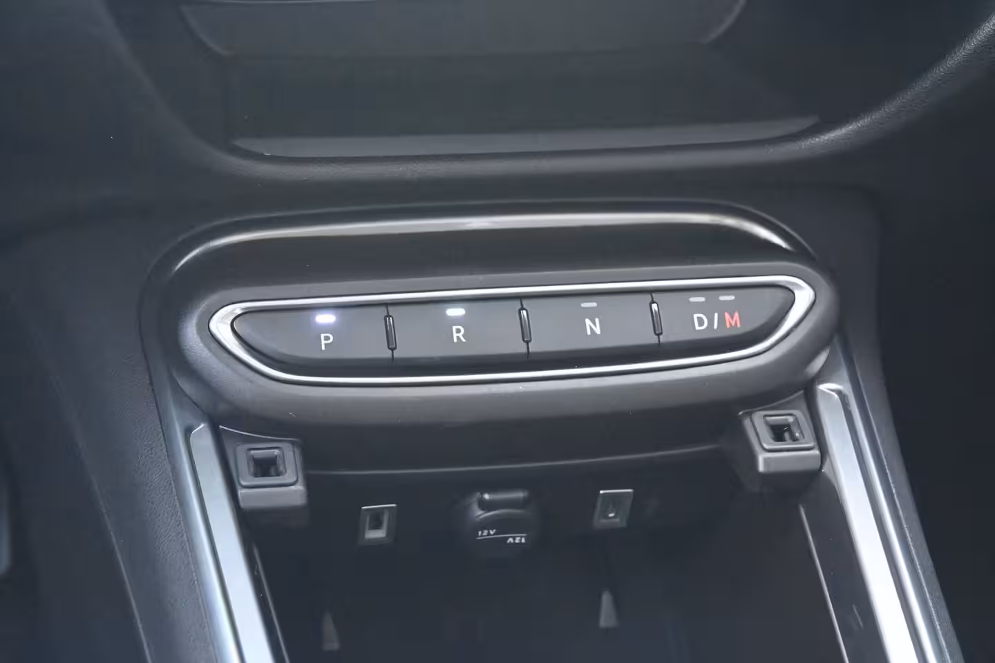 Fiat 600 1.2 Hybrid ICON 145pk VOORRAAD-ACTIE | 8 Jaar Fabrieksgarantie | Carplay | Parkeersensoren