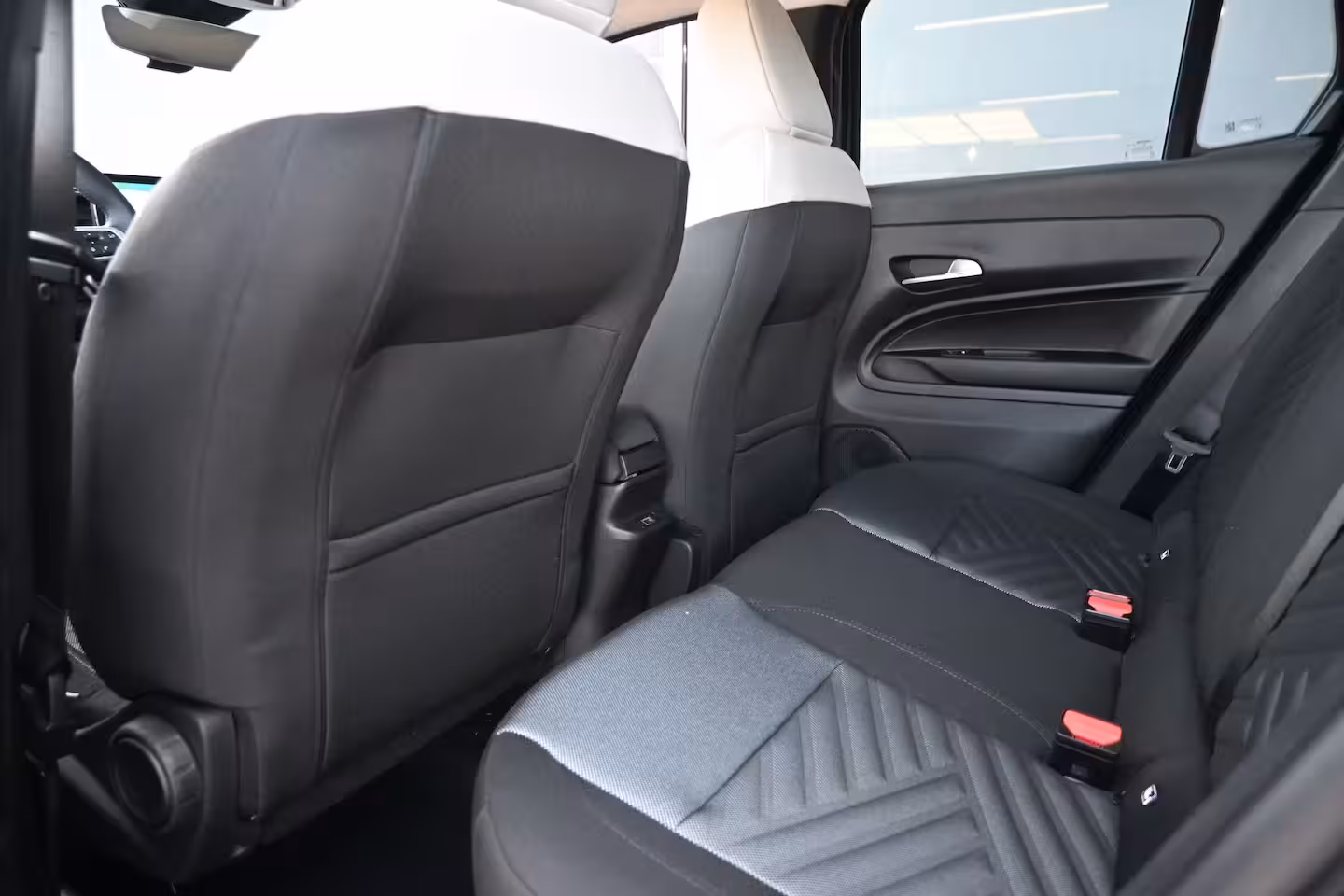 Fiat 600 1.2 Hybrid ICON 145pk VOORRAAD-ACTIE | 8 Jaar Fabrieksgarantie | Carplay | Parkeersensoren