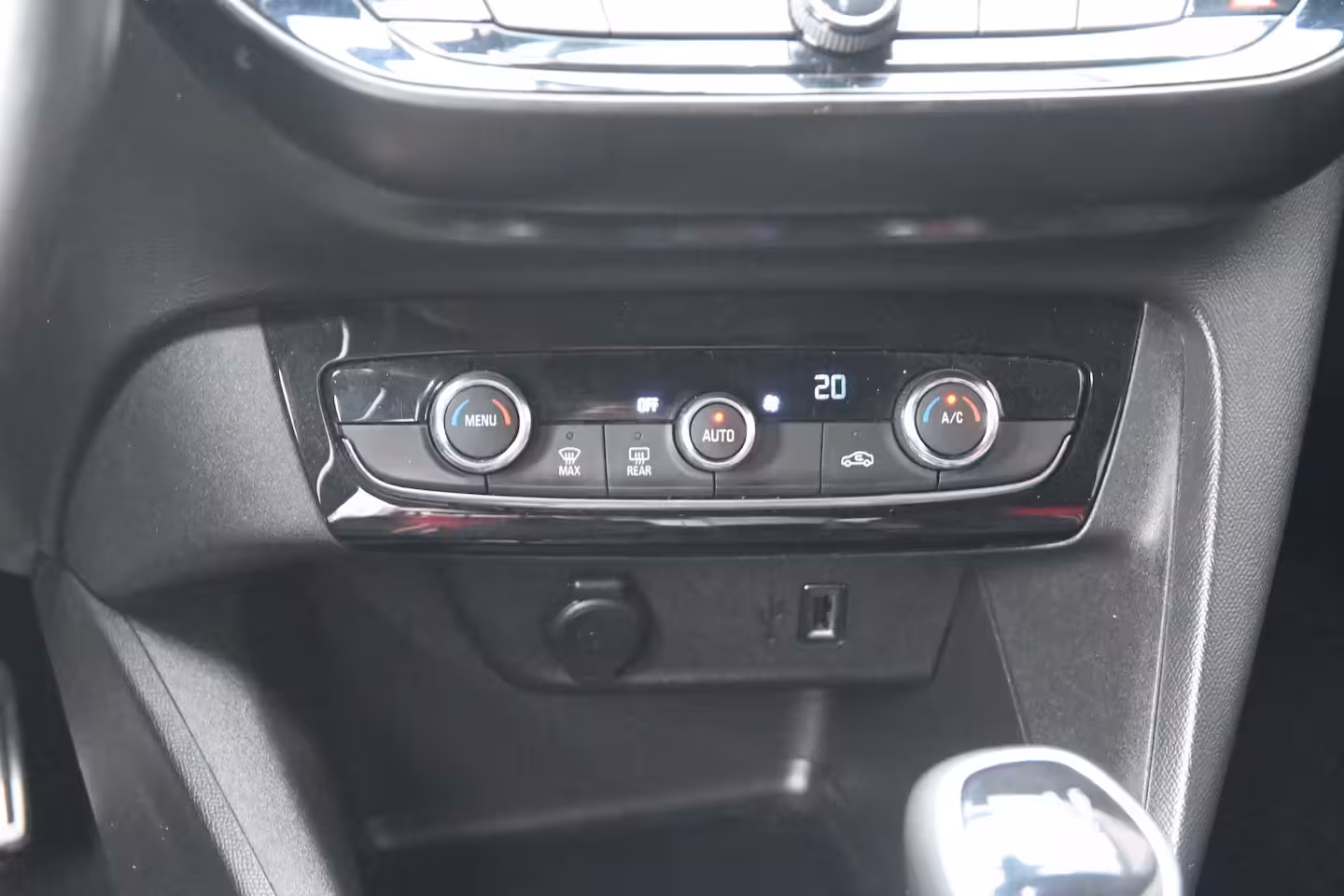 Opel Corsa 1.2 Turbo 100pk GS-line | Cruise Control | Navigatie | Airco | Achteruitrijcamera | Apple