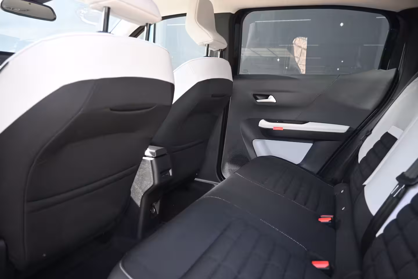 Citroën Ë-C3 Aircross Max 113pk Extended Range 54 kWh | Achteruitrijcamera | Apple Carplay/Android Auto|telefoon