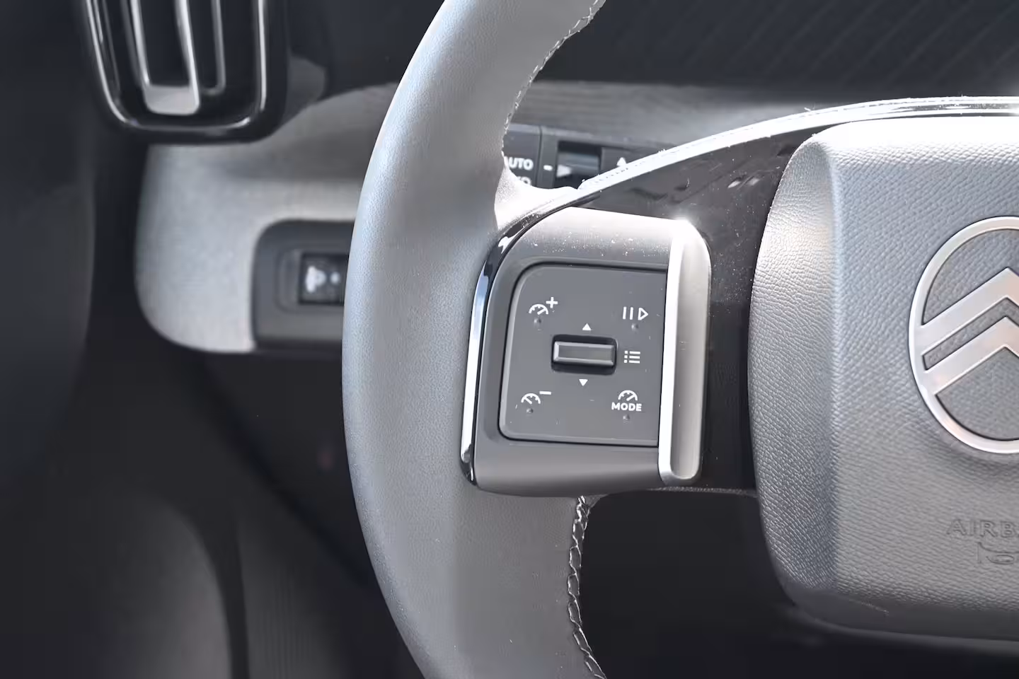 Citroën Ë-C3 Aircross Max 113pk Extended Range 54 kWh | Achteruitrijcamera | Apple Carplay/Android Auto|telefoon