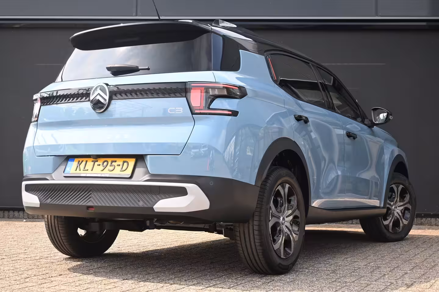 Citroën C3 Aircross 1.2 Hybrid 145pk Plus DEMO-DEAL Tot 8 Jaar Garantie | Navigatie by App | Achteruitrijcamer