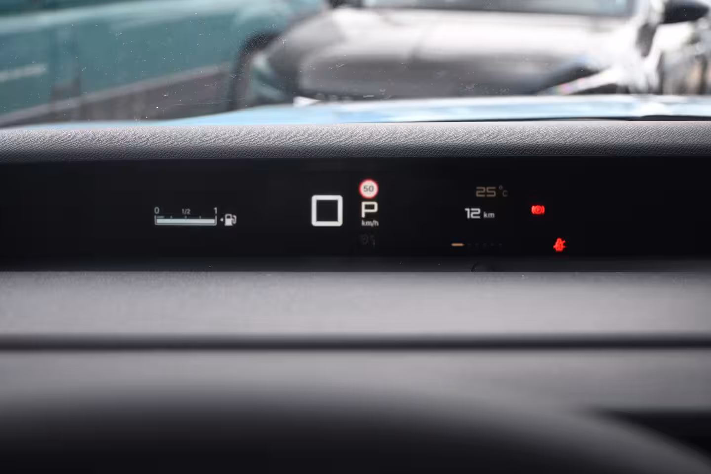 Citroën C3 Aircross 1.2 Hybrid 145pk Plus DEMO-DEAL Tot 8 Jaar Garantie | Navigatie by App | Achteruitrijcamer