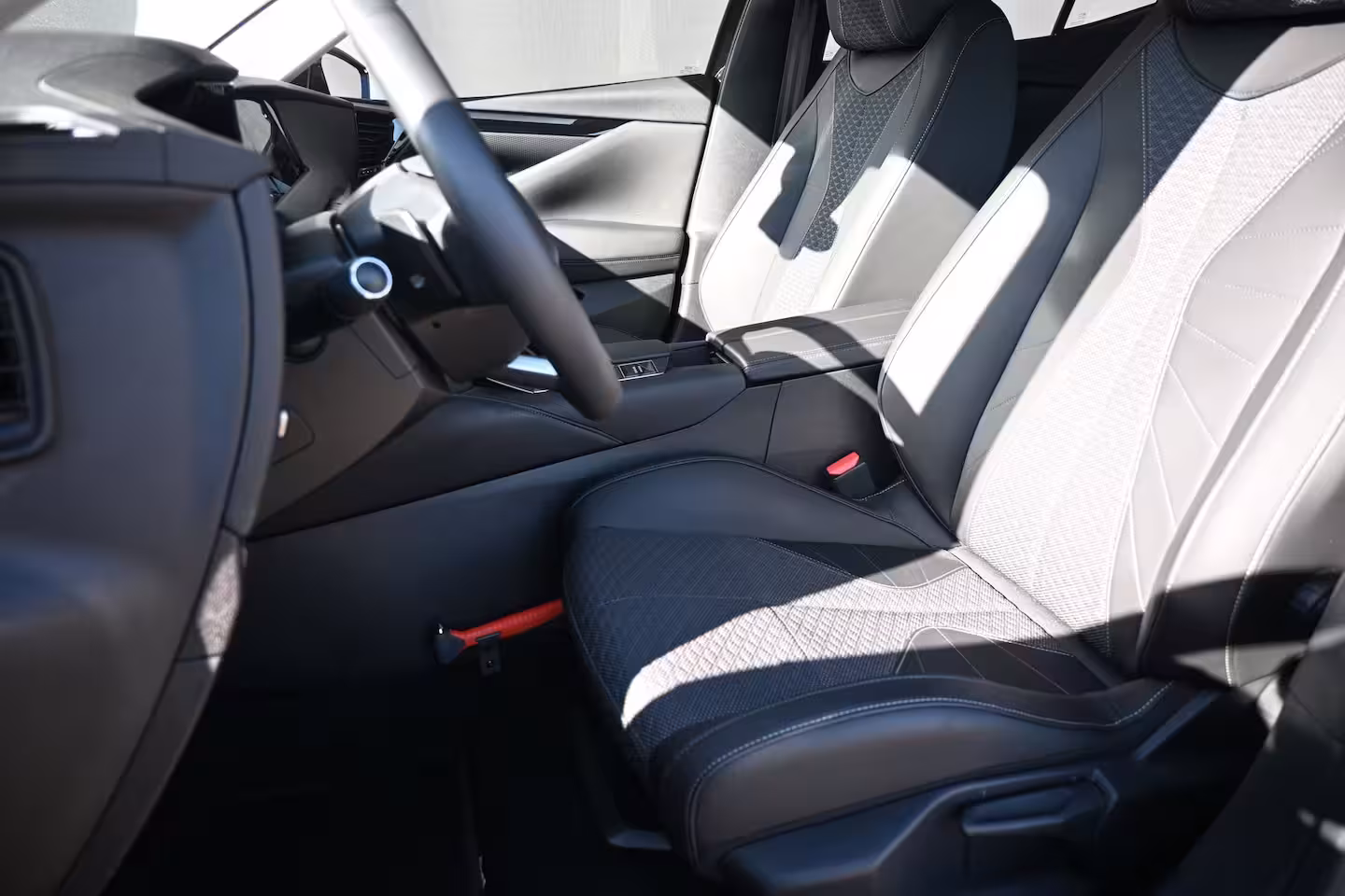 DS No 4 N°4 E-Tense Ligne Business Tot 8 Jaar Garantie | Navigatie | Warmtepomp | Climate Control