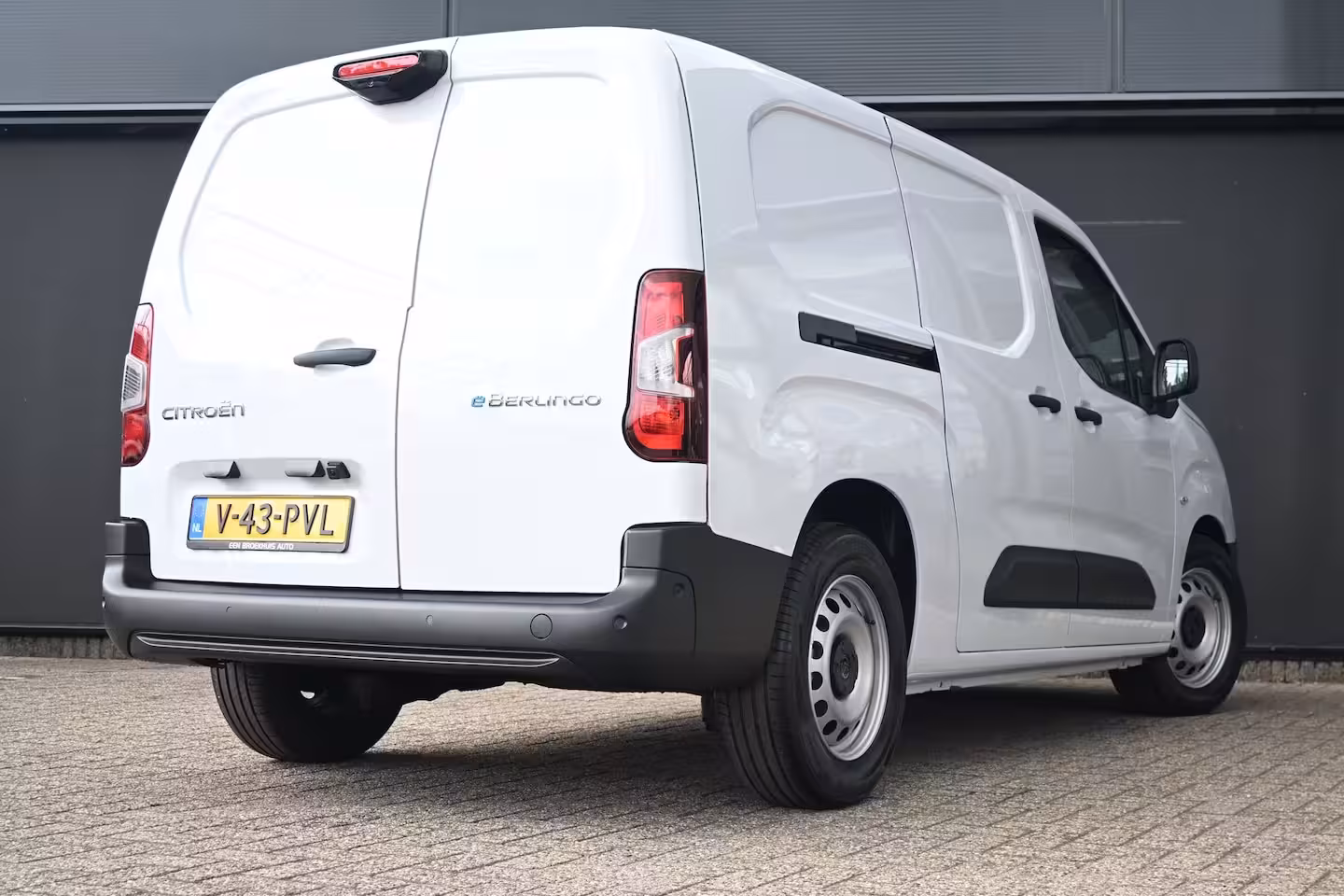 Citroën ë-Berlingo 136 L2 50 kWh DEMO-DEAL Tot 8 Jaar Garantie | Navigatie | Achteruitrijcamera | Dodehoek-De