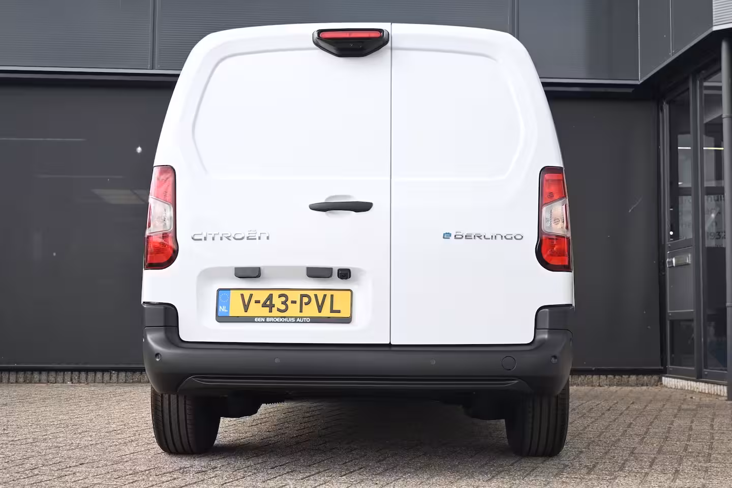 Citroën ë-Berlingo 136 L2 50 kWh DEMO-DEAL Tot 8 Jaar Garantie | Navigatie | Achteruitrijcamera | Dodehoek-De