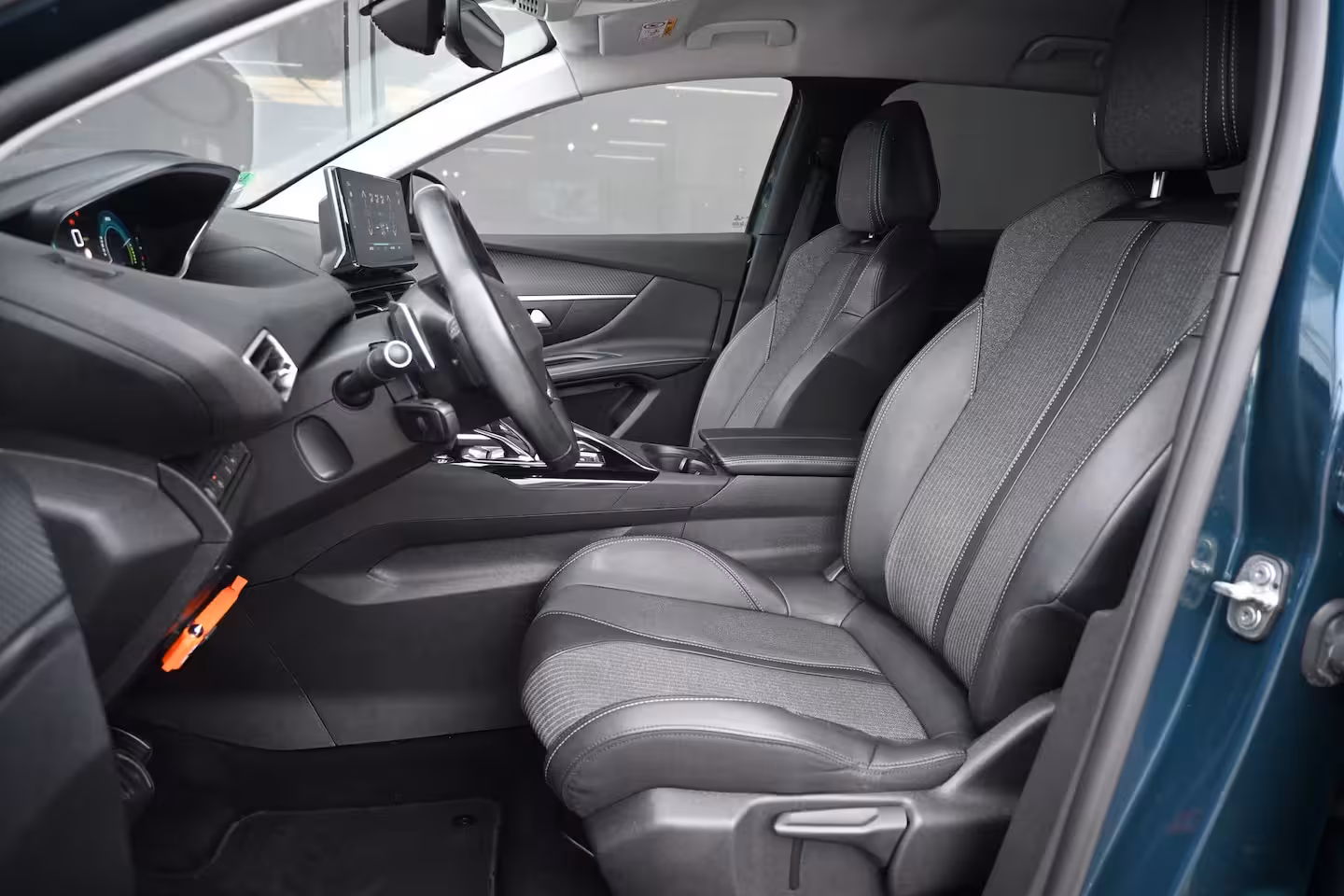 Peugeot 3008 1.6 HYbrid 225 Allure | Navigatie | Achteruitrijcamera | Dodehoek-Detectie | Dealeronderho