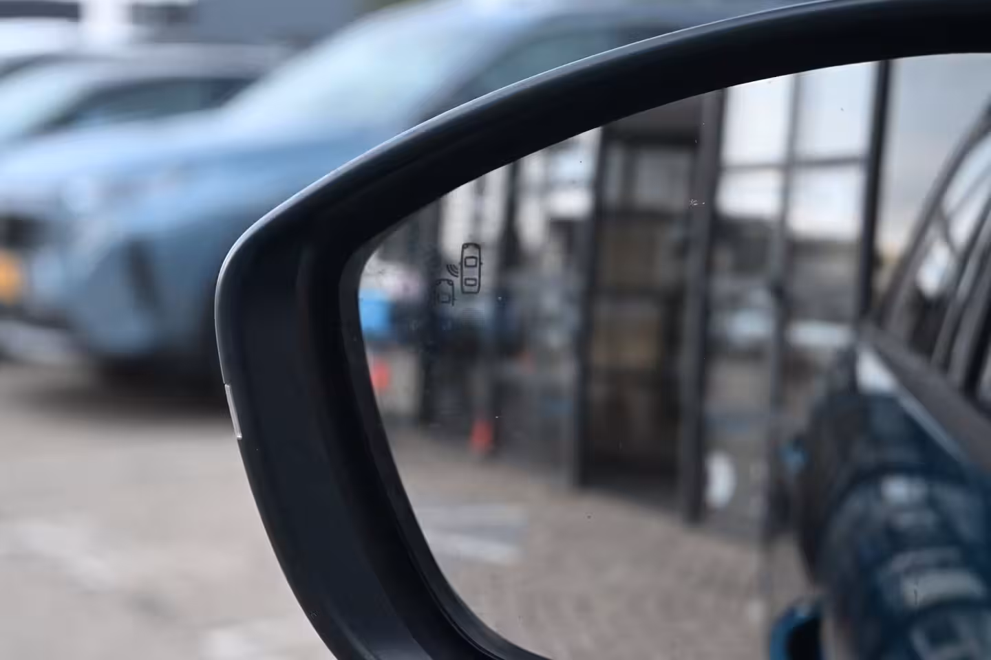 Fiat 600 1.2 Hybrid La Prima 110pk | Vol-Leder | Massage | Elektr. Stoelen | Adaptive Cruise | Elek