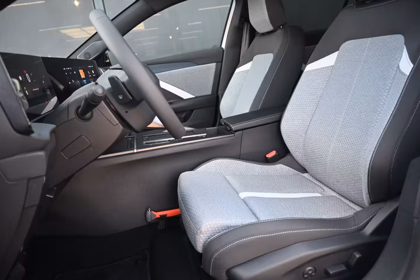 Opel Astra Electric 58 kWh Business Edition Tot 8 Jaar Garantie | Adaptive Cruise | Elektr. Comfortstoelen | S