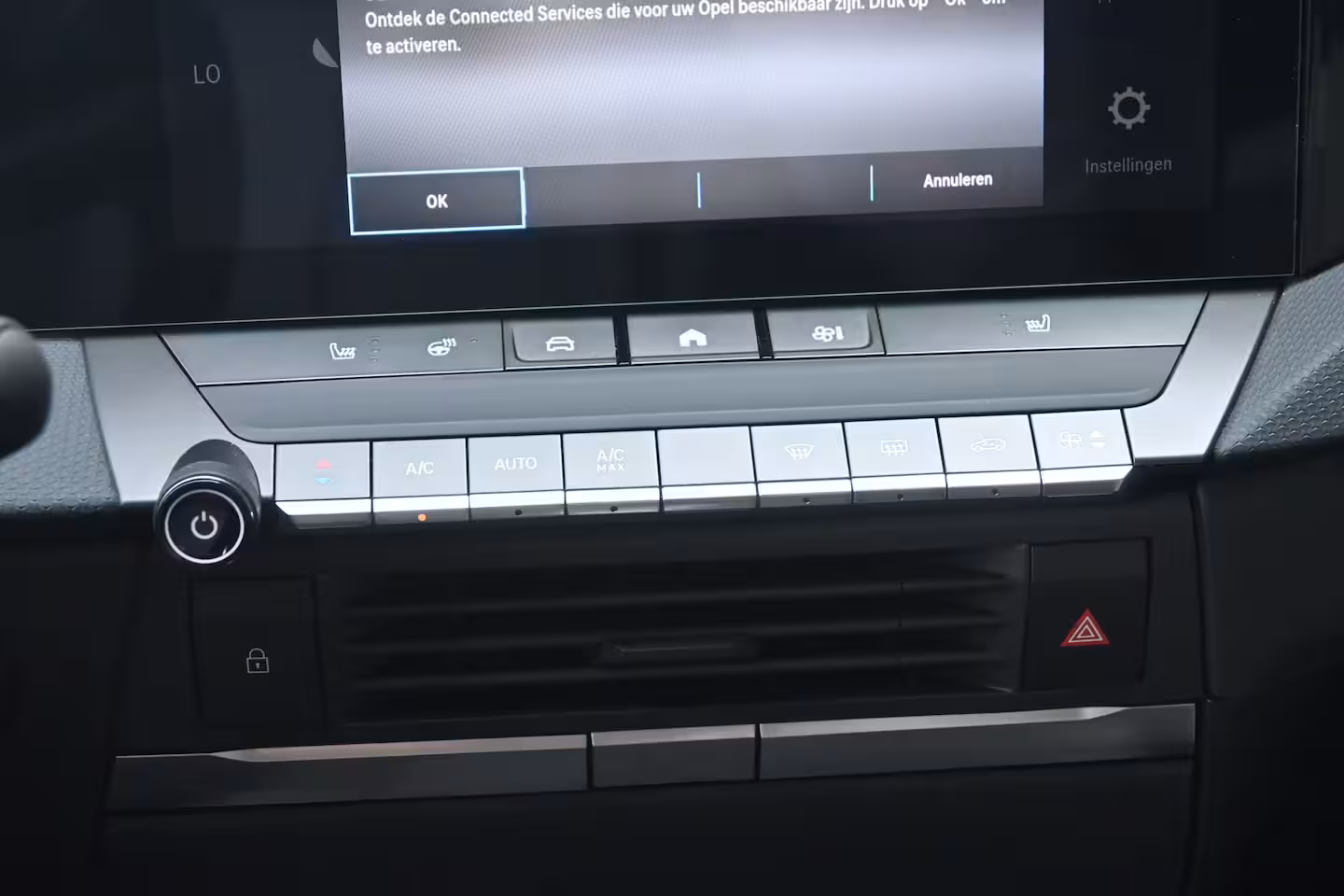 Opel Astra Electric 58 kWh Business Edition Tot 8 Jaar Garantie | Adaptive Cruise | Elektr. Comfortstoelen | S