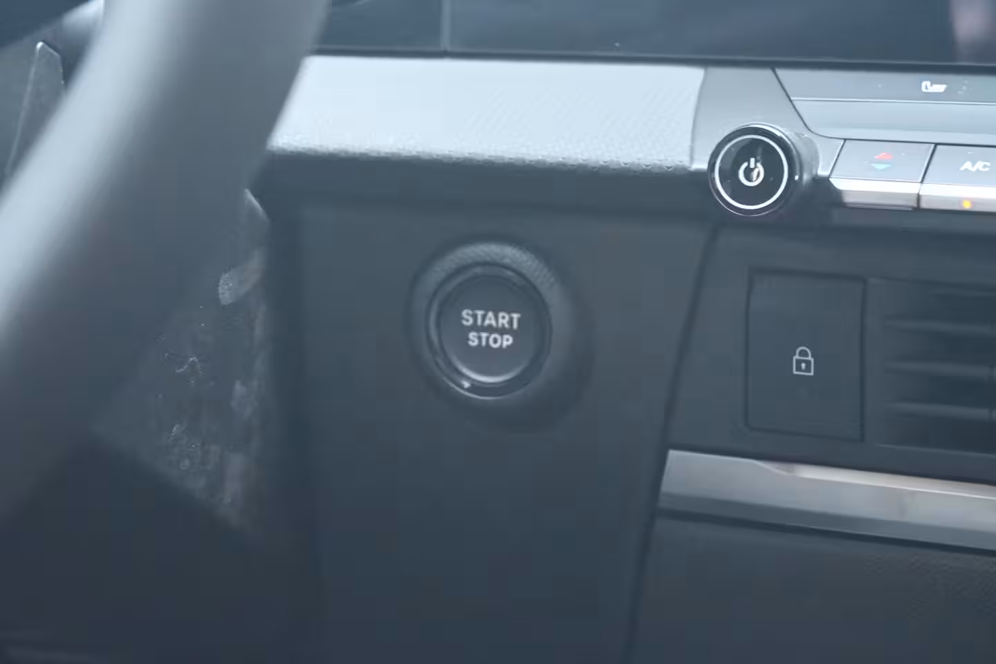 Opel Astra Electric 58 kWh Business Edition Tot 8 Jaar Garantie | Adaptive Cruise | Elektr. Comfortstoelen | S