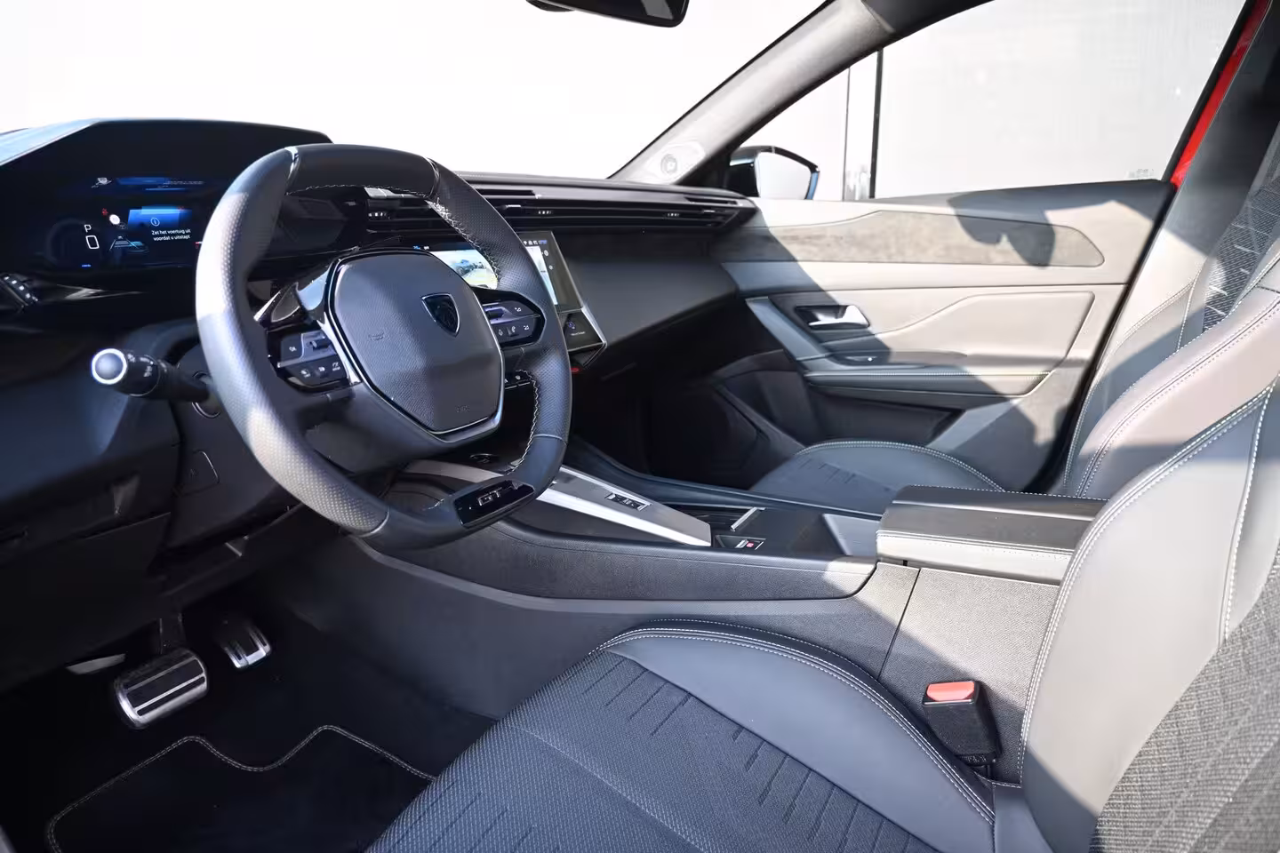 Peugeot 308 SW 1.2 Hybrid 145 e-DCS6 GT Tot 8 Jaar Garantie | 360 Camera | Adaptive Cruise | Dodehoek-Det