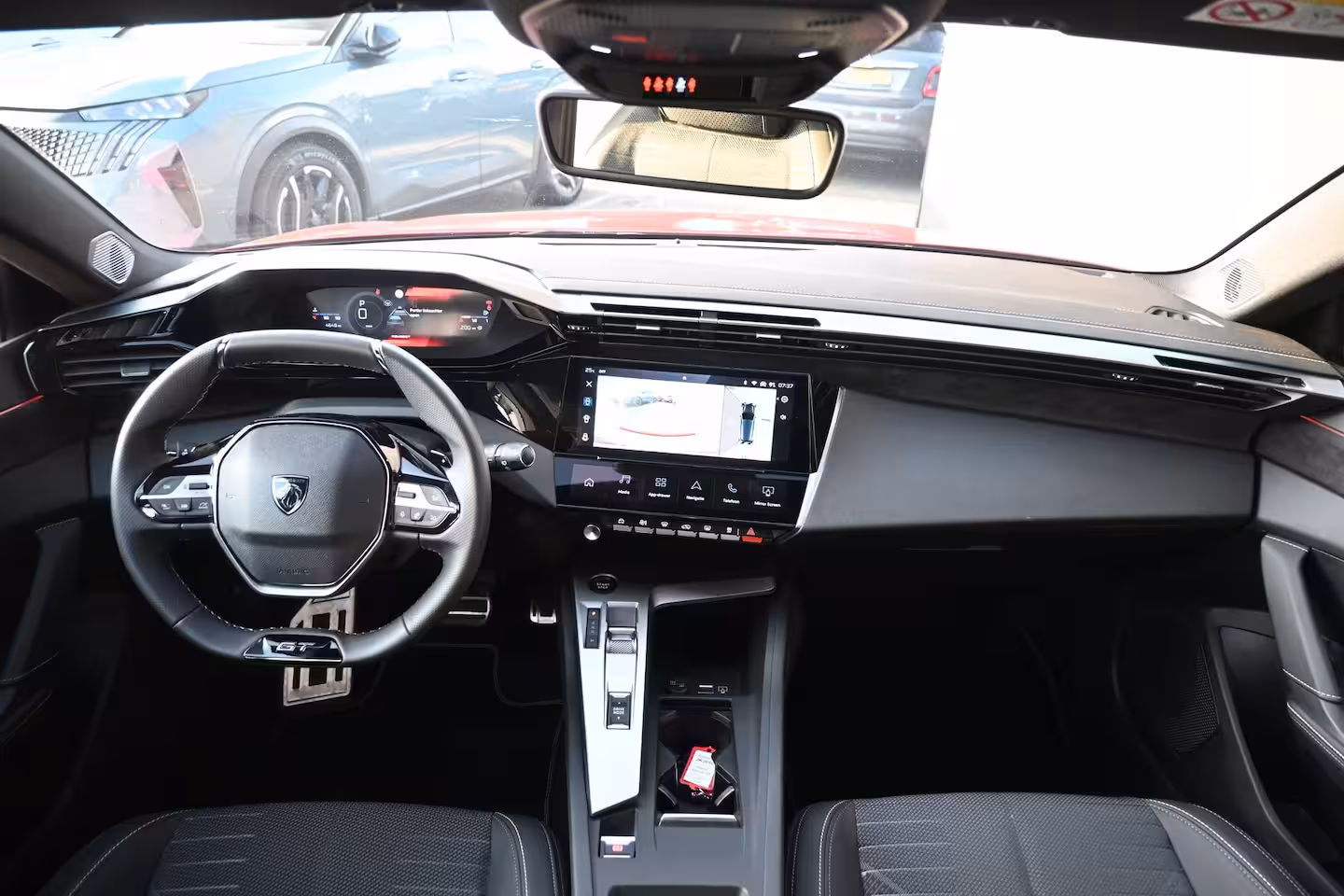 Peugeot 308 SW 1.2 Hybrid 145 e-DCS6 GT Tot 8 Jaar Garantie | 360 Camera | Adaptive Cruise | Dodehoek-Det