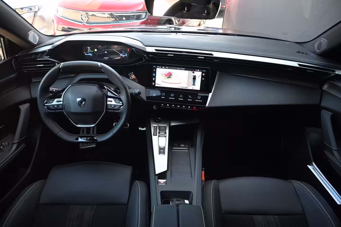 Peugeot e-308 SW GT 58 kWh | Navigatie | Massagestoelen | Stoel/Stuurverwarming | Dodehoekdetectie | 360 Ca