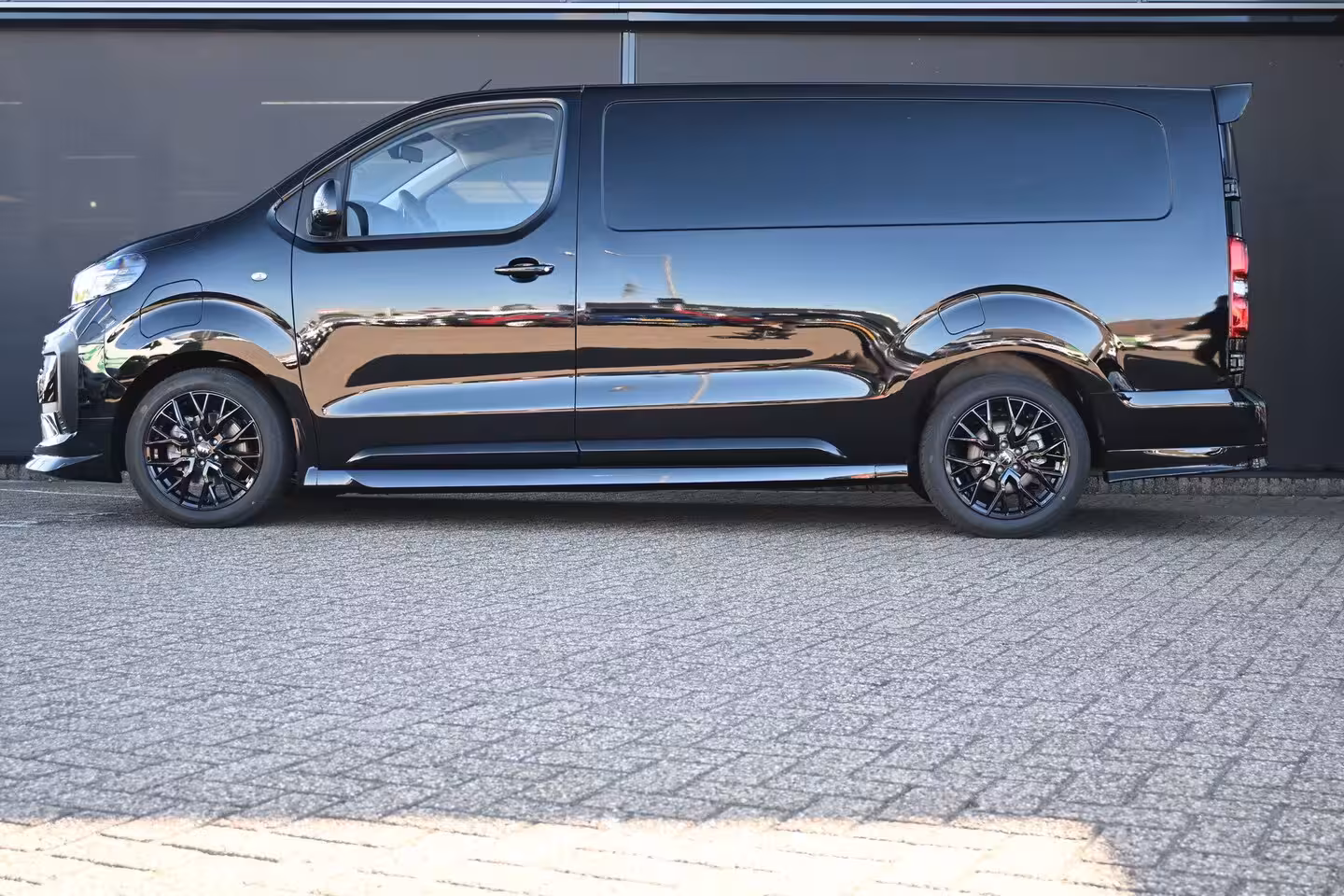 Opel Vivaro Electric L3 75 kWh STX DEMO-DEAL 8 Jaar Garantie | Vol-Leder | Betimmering | Full-LED | Achteruitri