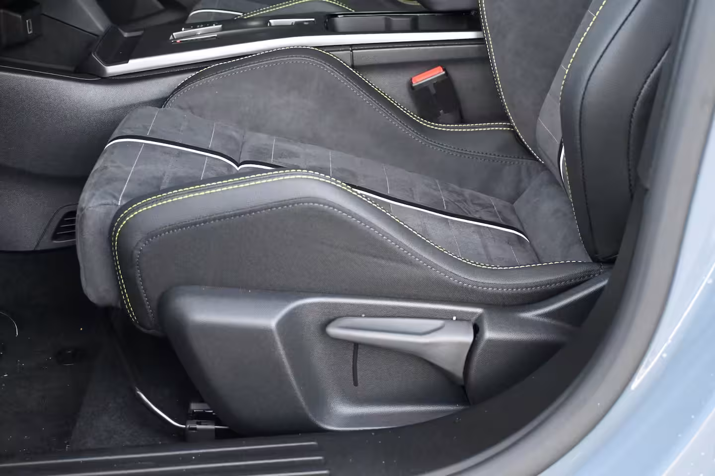 Opel Mokka-e GSE 54 kWh 280pk DEMO-DEAL | SABELT-Seats | Torsen Sper differentieel | Adaptive Cruise |