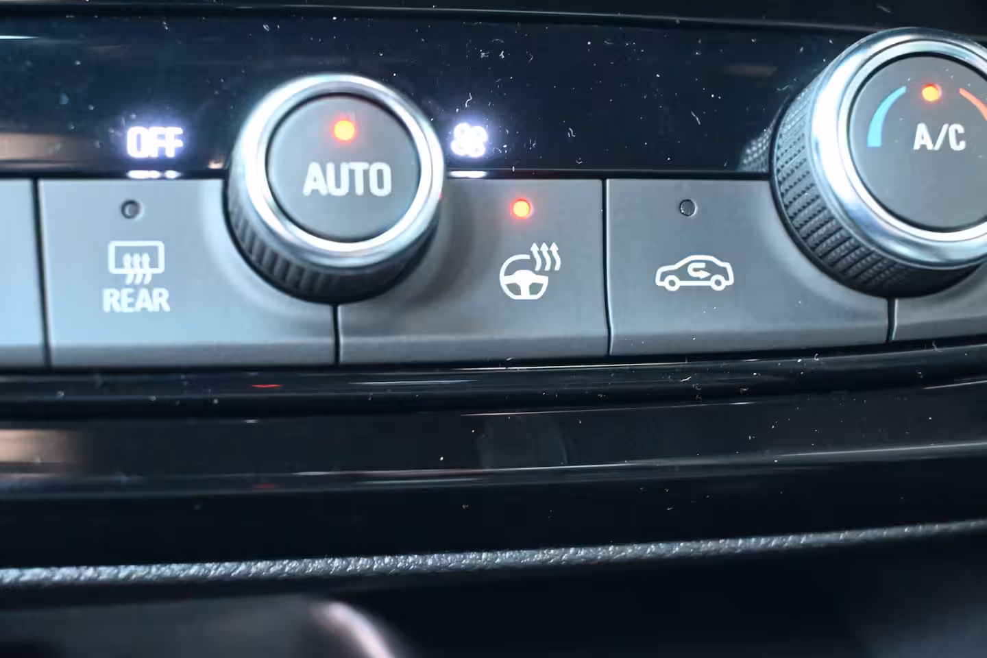 Opel Mokka-e GSE 54 kWh 280pk DEMO-DEAL | SABELT-Seats | Torsen Sper differentieel | Adaptive Cruise |