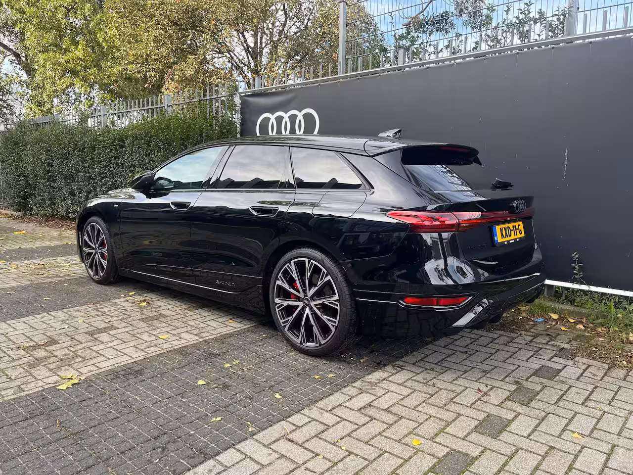 Audi A6 Avant e-tron S edition | Luchtvering | Bang&Olufsen | Trekhaak | 21 inch velgen | Leder/dinamic bekledi