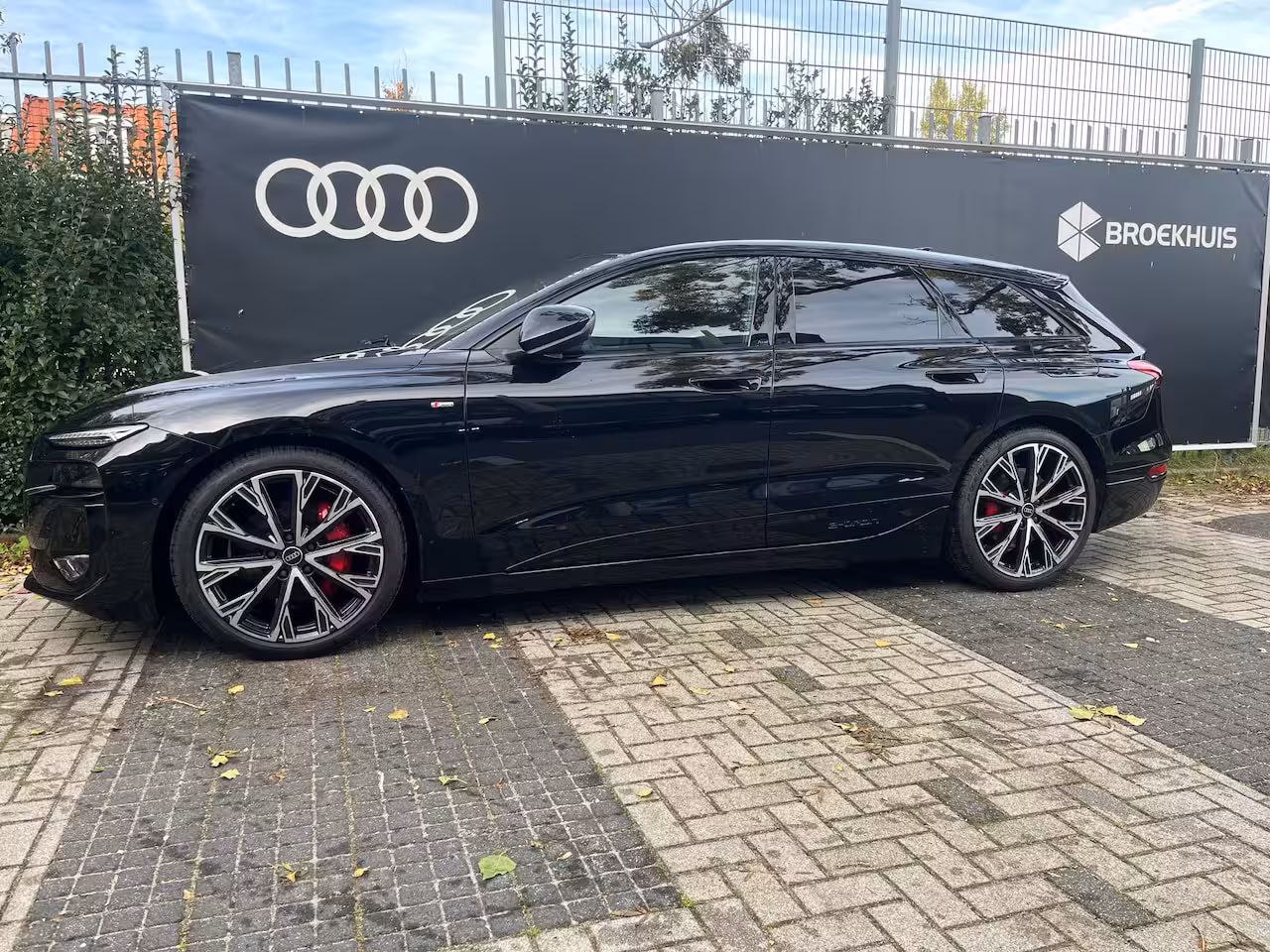 Audi A6 Avant e-tron S edition | Luchtvering | Bang&Olufsen | Trekhaak | 21 inch velgen | Leder/dinamic bekledi