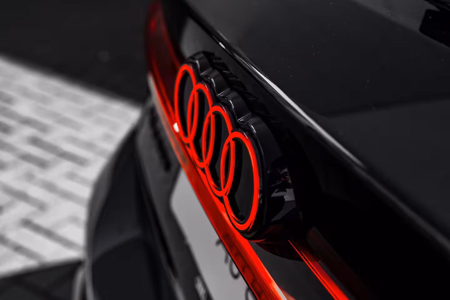Audi A6 Avant e-tron S edition | Luchtvering | Bang&Olufsen | Trekhaak | 21 inch velgen | Leder/dinamic bekledi