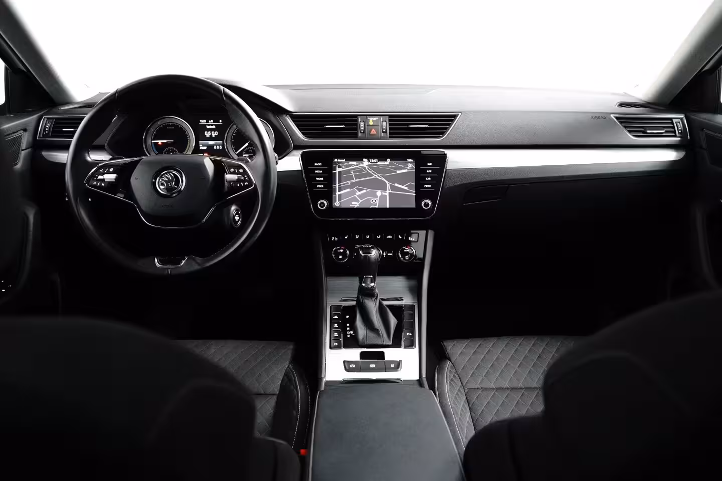 Skoda Superb Combi 1.4 TSI iV 218PK PHEV DSG-6 Business Edition Plus | PANORAMADAK | STUUR+STOELVERW. | CAMER