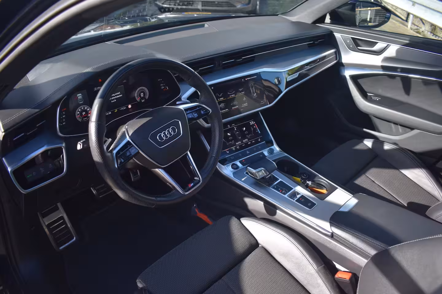 Audi A6 Limousine 40 TFSI S edition s-lIne 204pk | PANORAMADAK | CAMERA | STOELVERW. | MEMORY | NAVIGATIE |