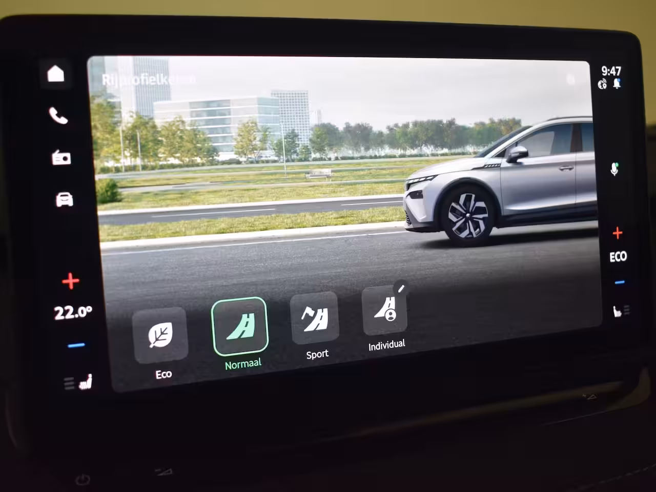 Skoda Elroq Business Edition | Cruise control met speedlimiter | Driving mode select | LED interieurve