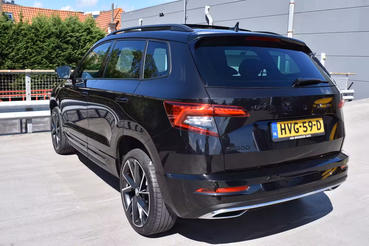 Skoda Karoq 1.5TSi ACT 150PK DSG Sportline Business | Cruise Control | PDC V+A | Stoel- en stuurwielve
