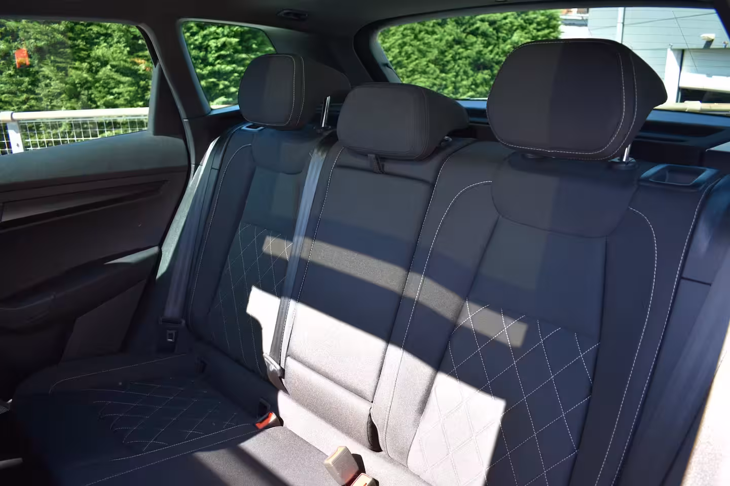 Skoda Karoq 1.5TSi ACT 150PK DSG Sportline Business | Cruise Control | PDC V+A | Stoel- en stuurwielve