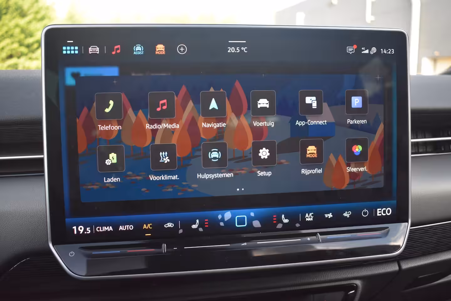 Volkswagen ID.7 Tourer Limited Edition | 77KWH | 286 PK | TREKHAAK | CAMERA | STOEL + STUUR VERW. | APP.CONNECT |