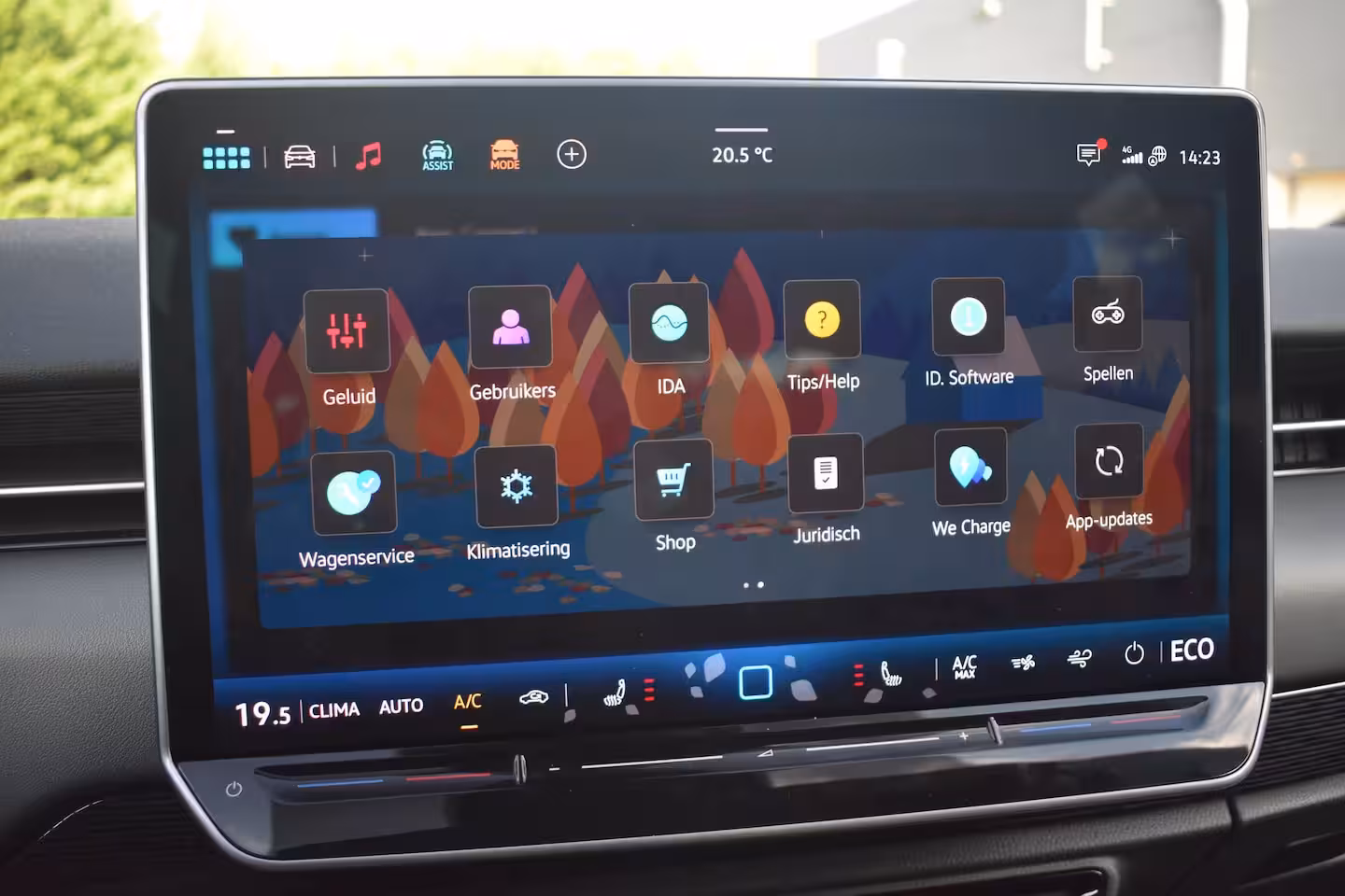 Volkswagen ID.7 Tourer Limited Edition | 77KWH | 286 PK | TREKHAAK | CAMERA | STOEL + STUUR VERW. | APP.CONNECT |