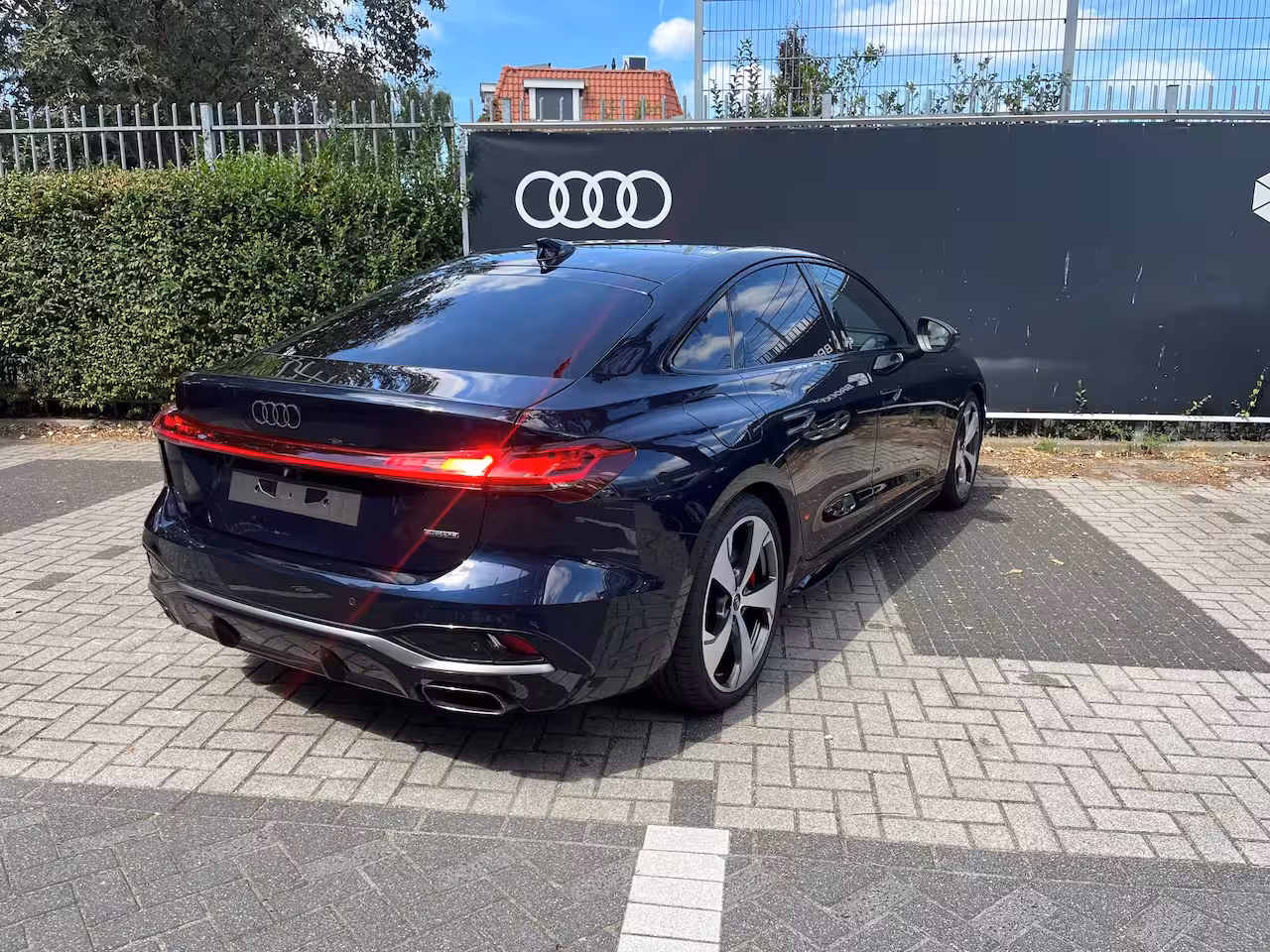 Audi A5 Limousine 2.0 e-hybrid quattro S edition Competition | 367 PK competition | Stoelventilatie | Demper